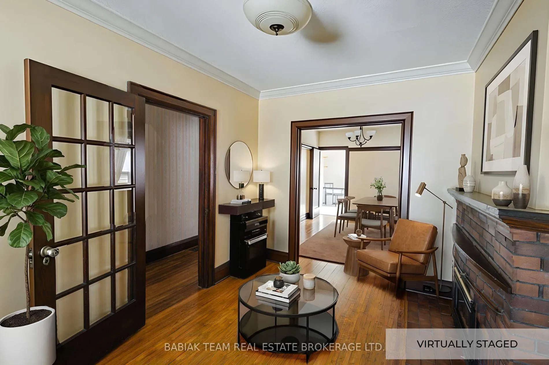 Photo 2 of 31 Runnymede Road, Toronto, High Park-Swansea — HOMEH