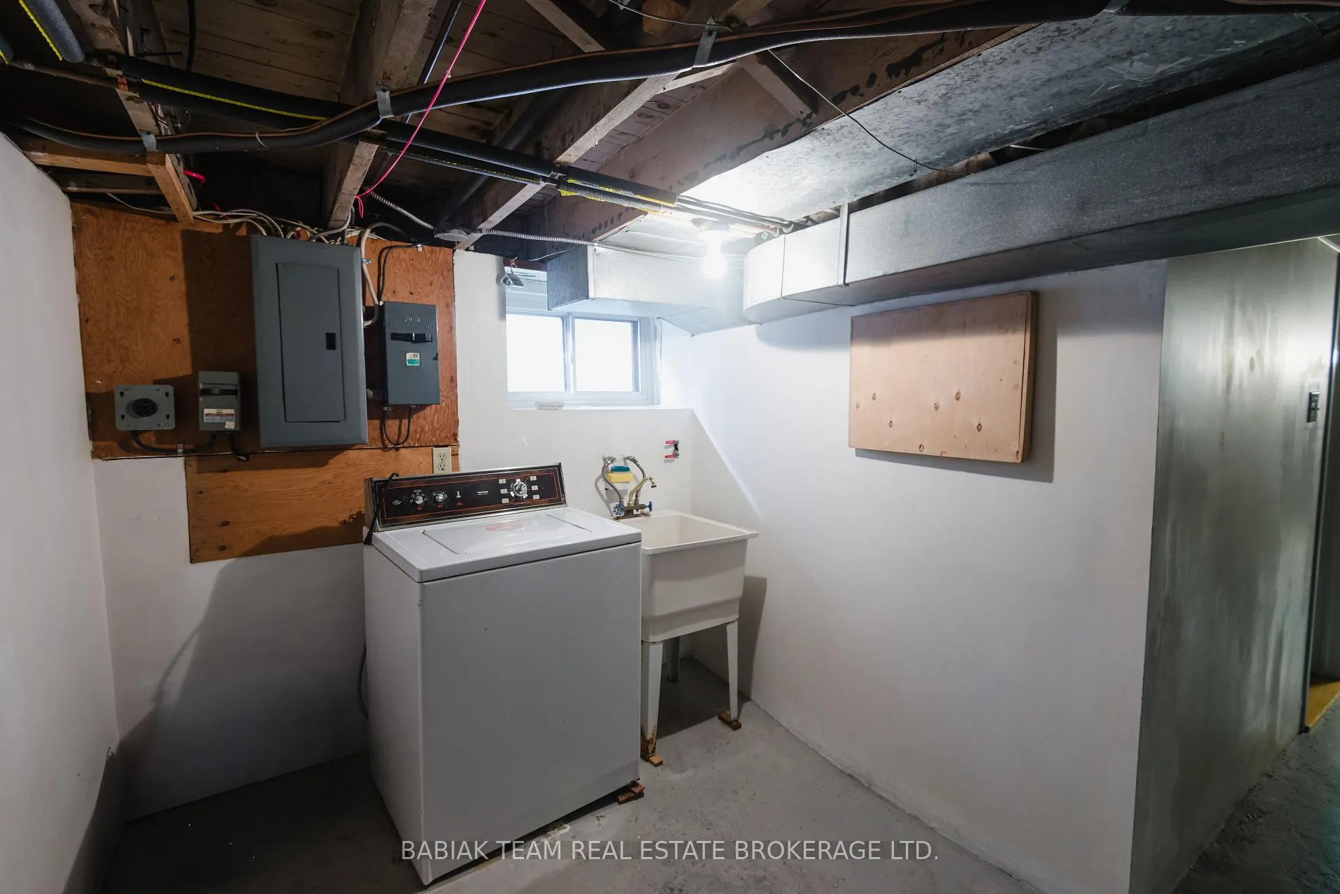 Photo 31 of 31 Runnymede Road, Toronto, High Park-Swansea — HOMEH