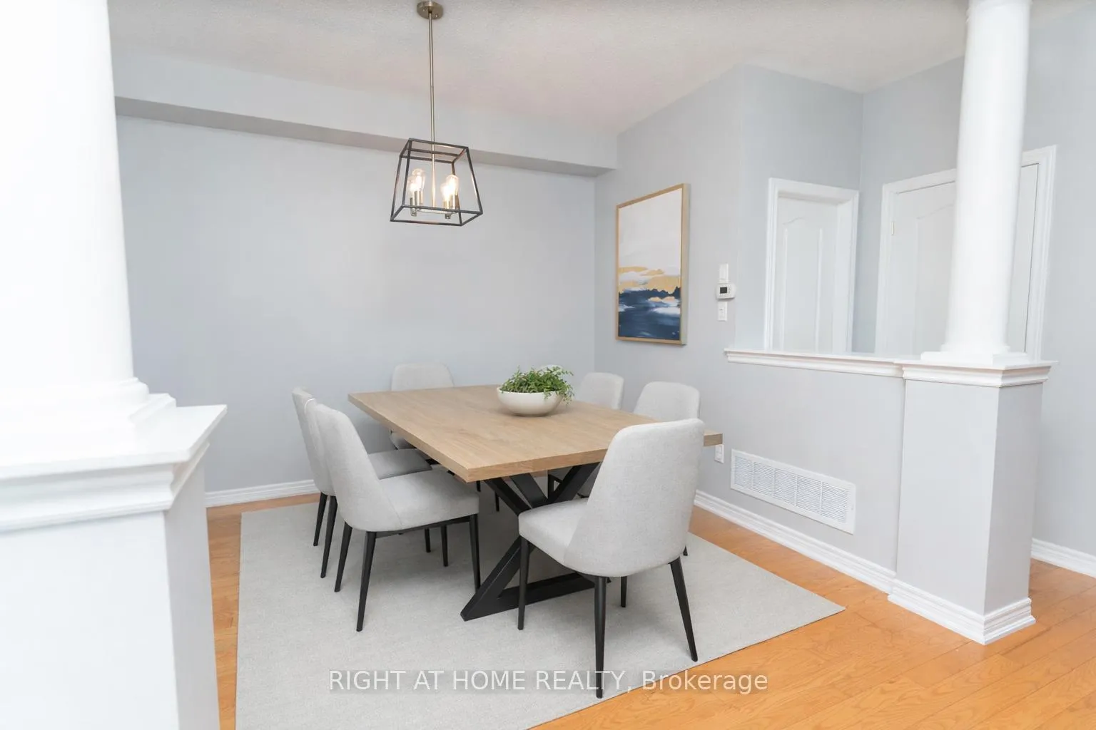 Photo 3 of 58 Capera Drive, Vaughan, Vellore Village — HOMEH