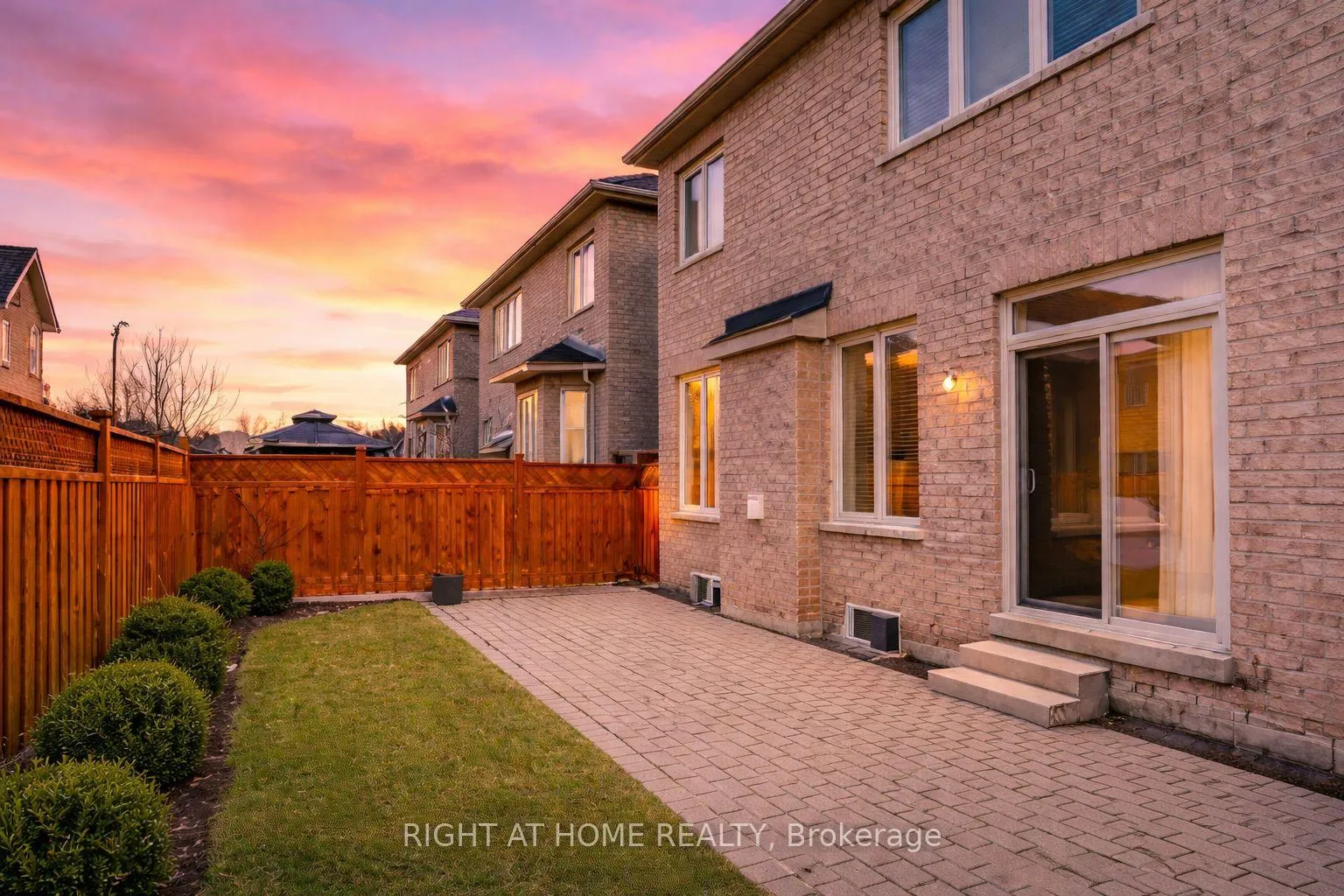 Photo 20 of 58 Capera Drive, Vaughan, Vellore Village — HOMEH
