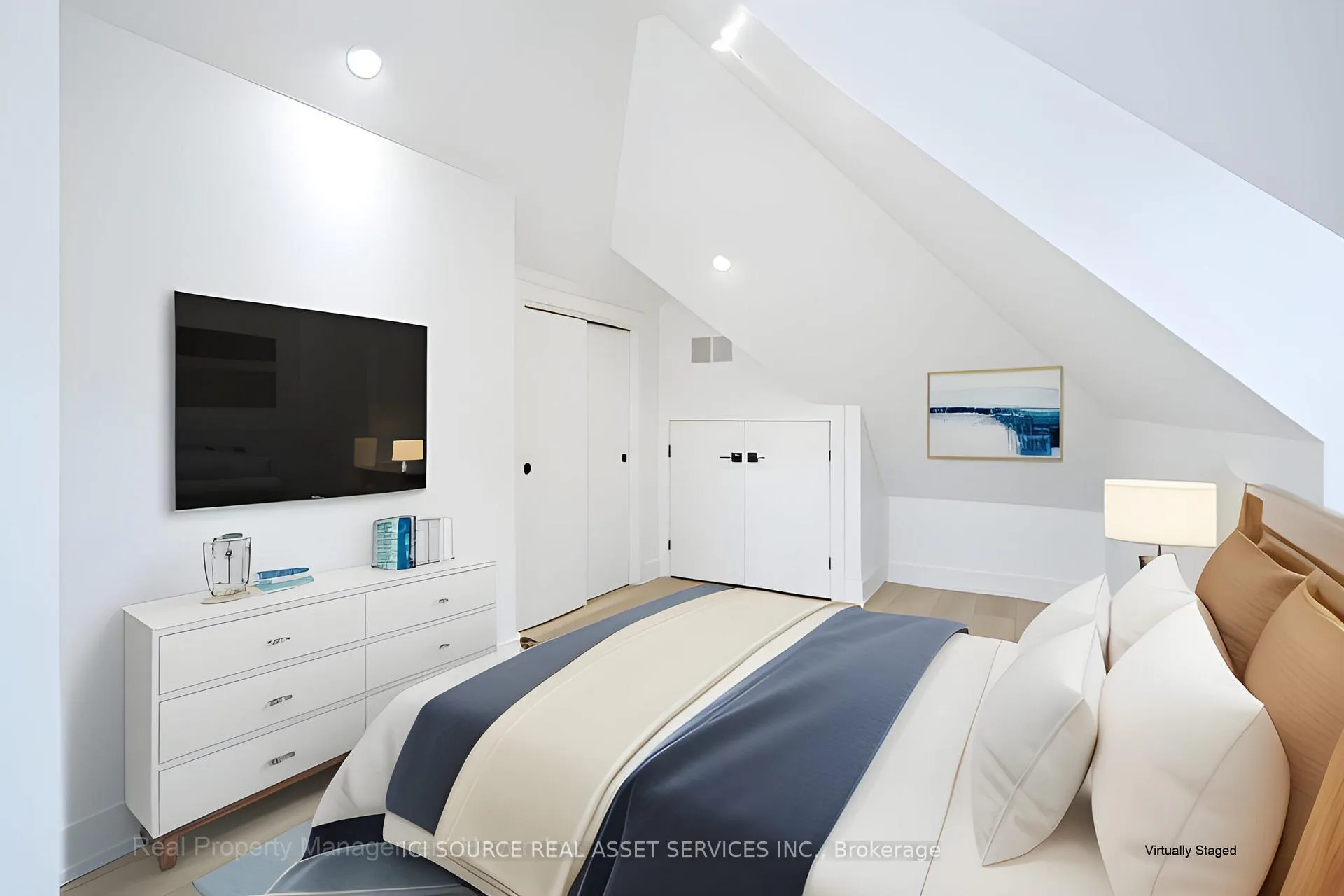Photo 13 of Unit 1, 42 Ray Street S, Hamilton, Strathcona — HOMEH