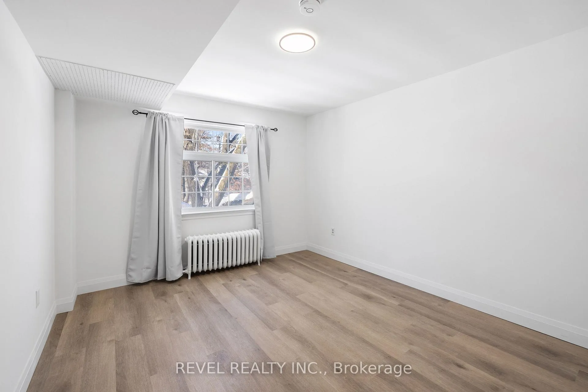 Photo 6 of Unit 202, 46 Nelson Street, Barrie, Codrington — HOMEH
