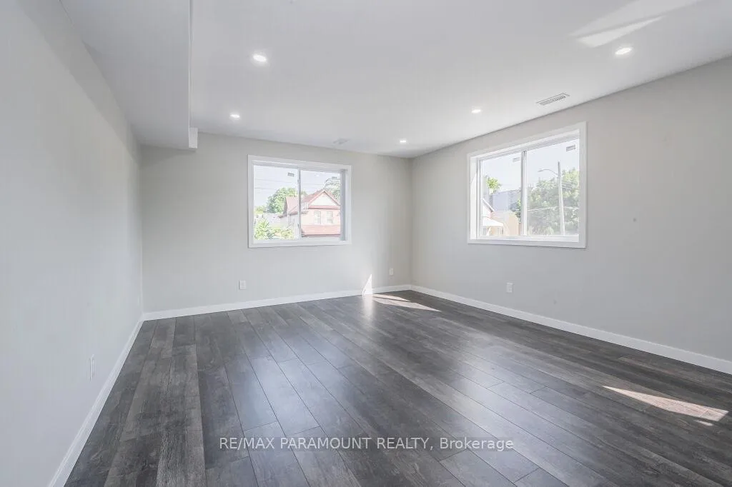 Photo 16 of 103 Peter Street, Kitchener — HOMEH