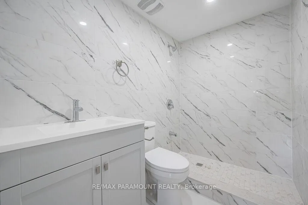 Photo 31 of 103 Peter Street, Kitchener — HOMEH