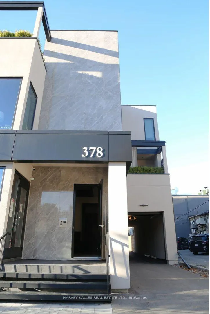 Front of Unit Lower, 378 Fairlawn Avenue