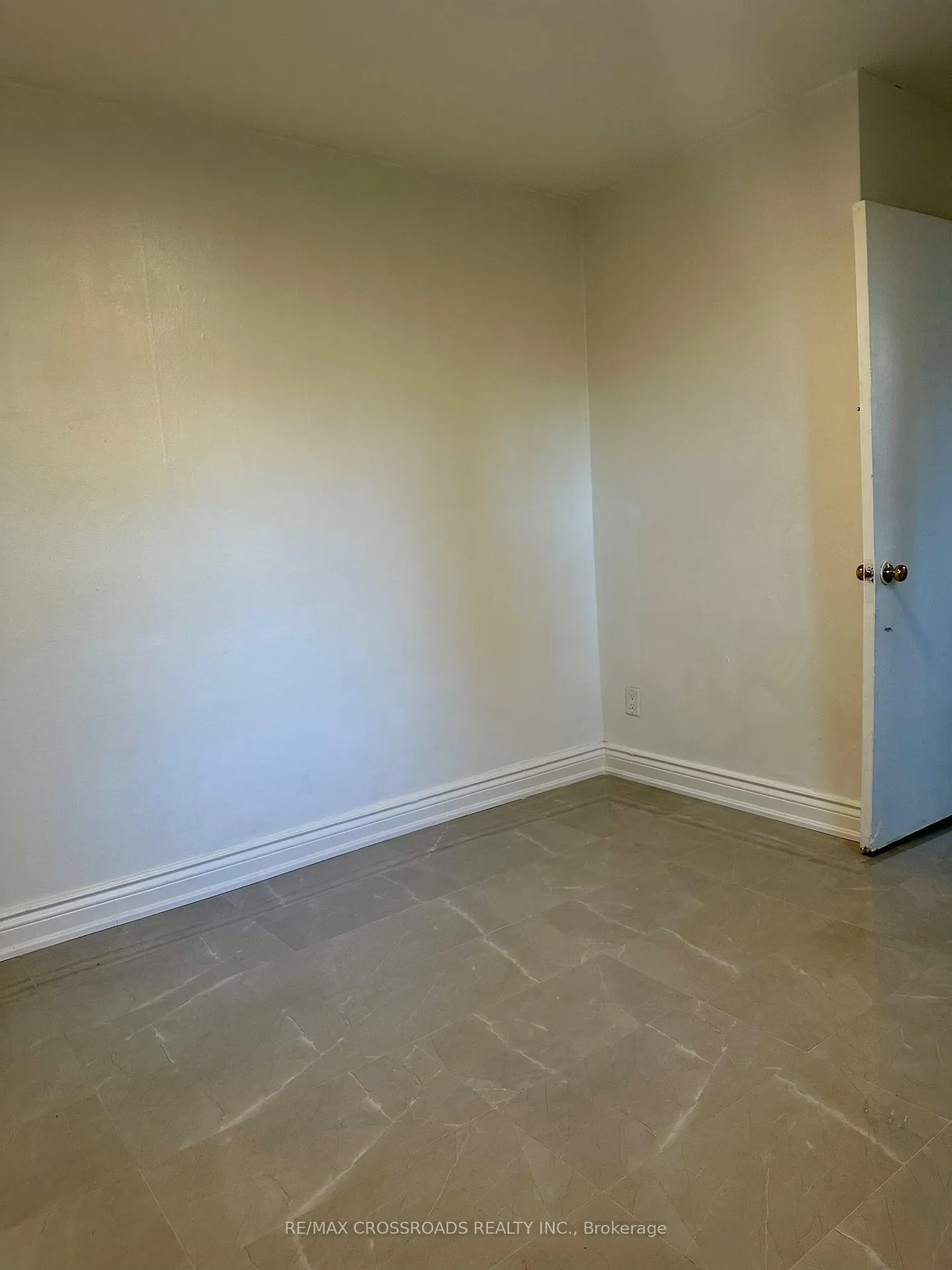 Photo 6 of Unit B08, 2770 Yonge Street, Toronto, Lawrence Park South — HOMEH