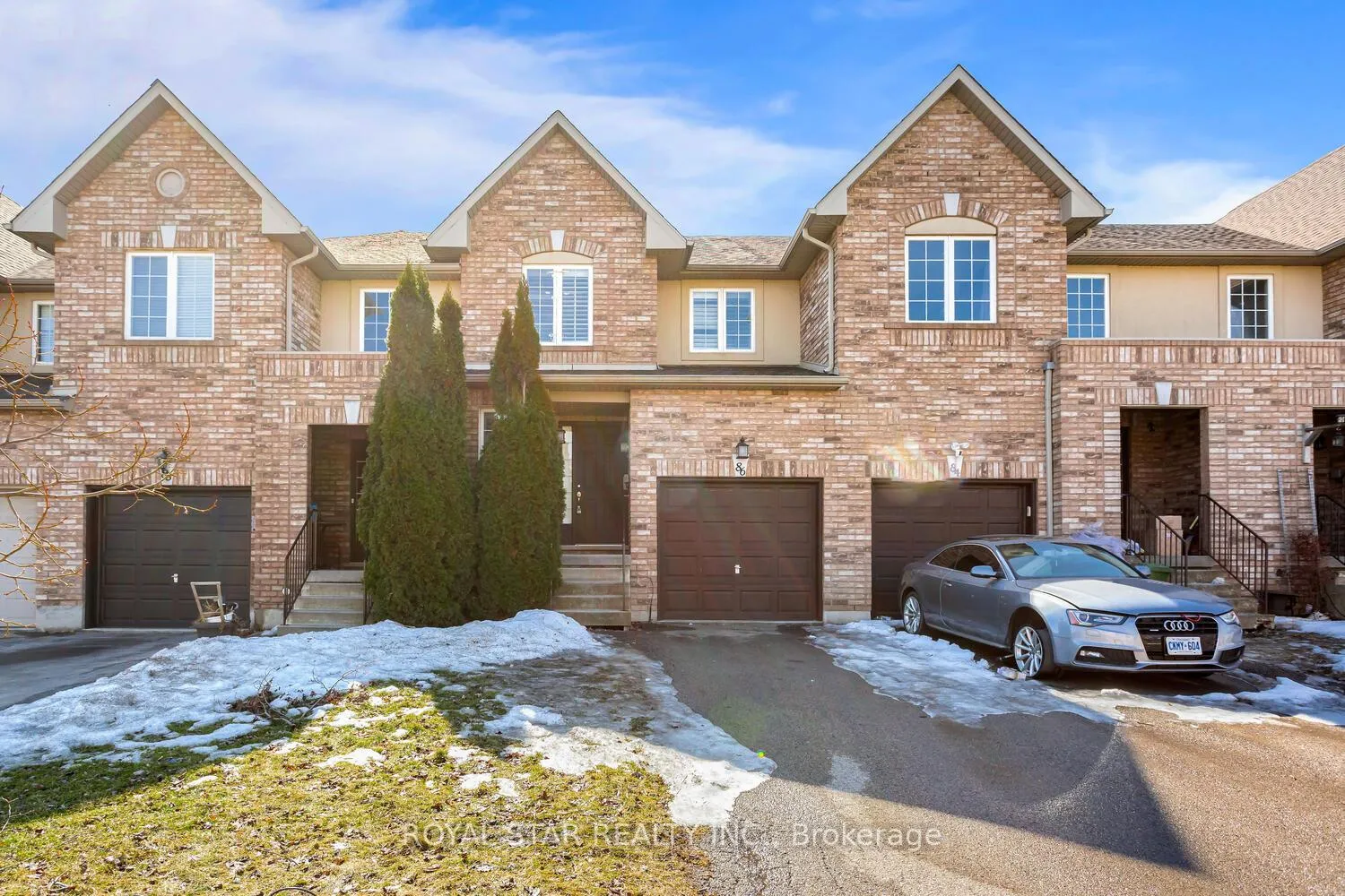 Front of 86 Meadow Wood Crescent
