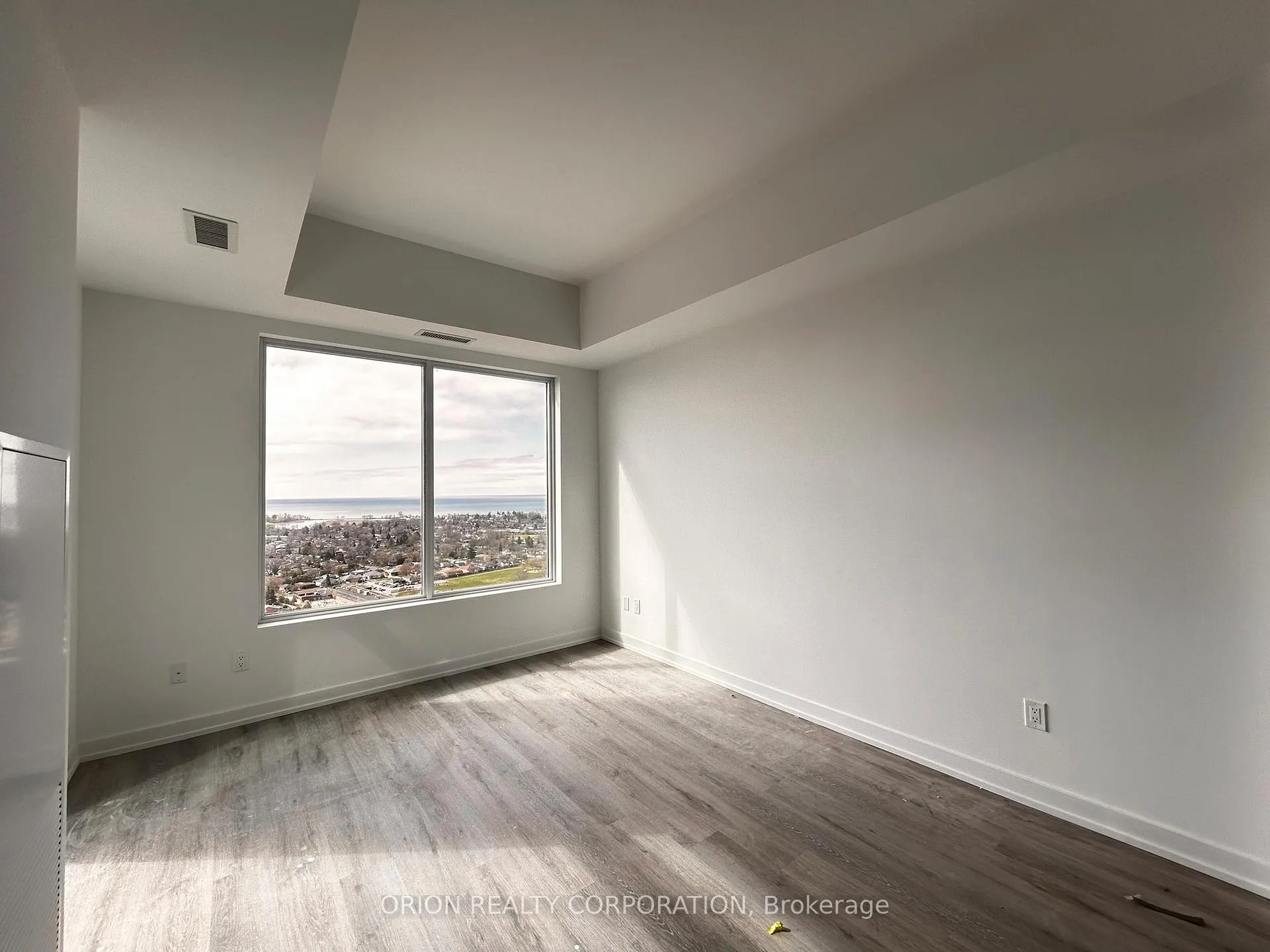 Photo 10 of Unit 2903, 1435 Celebration Drive, Pickering, Bay Ridges — HOMEH