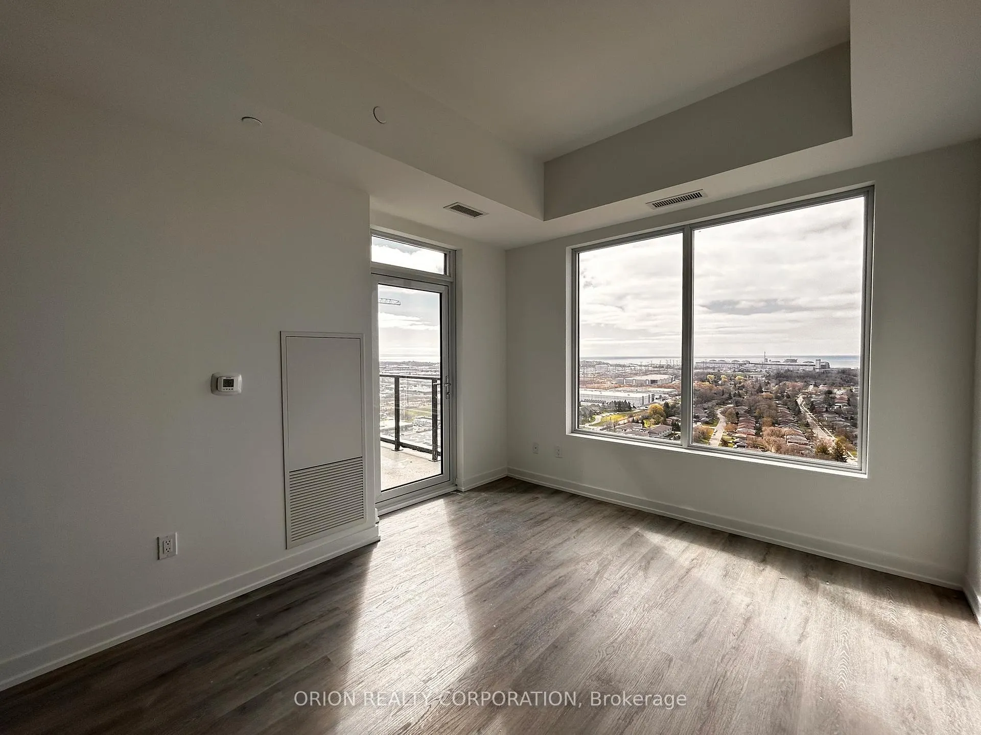 Photo 12 of Unit 2903, 1435 Celebration Drive, Pickering, Bay Ridges — HOMEH