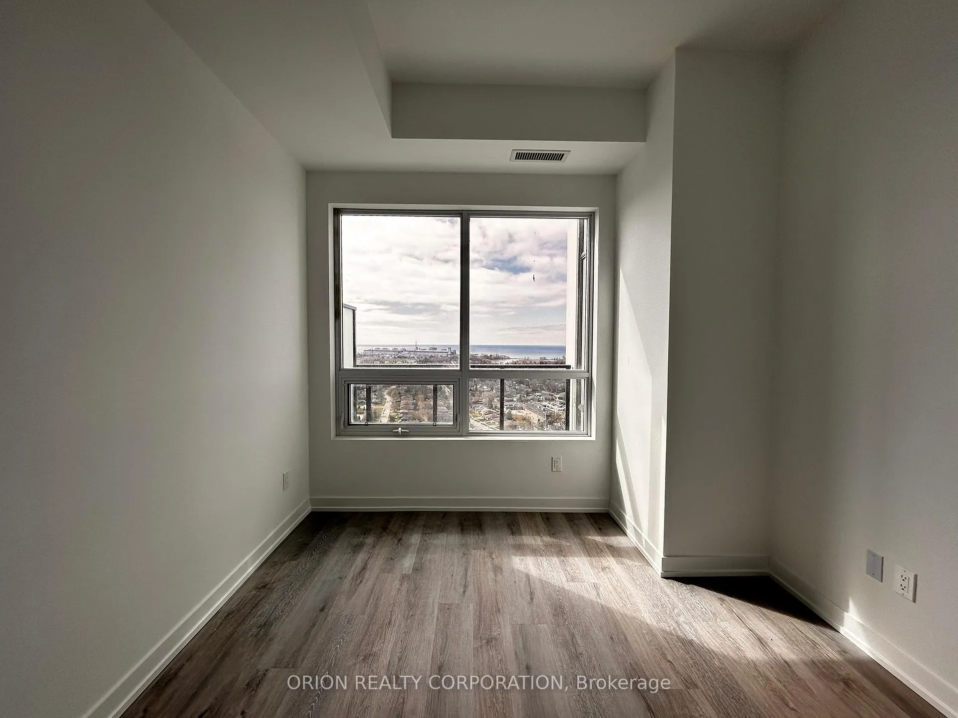 Photo 16 of Unit 2903, 1435 Celebration Drive, Pickering, Bay Ridges — HOMEH