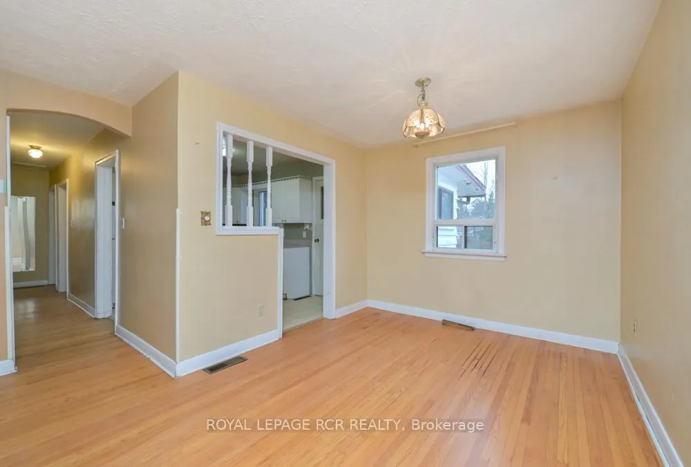 Photo 9 of 36 Maple Lane, New Tecumseth, Alliston — HOMEH