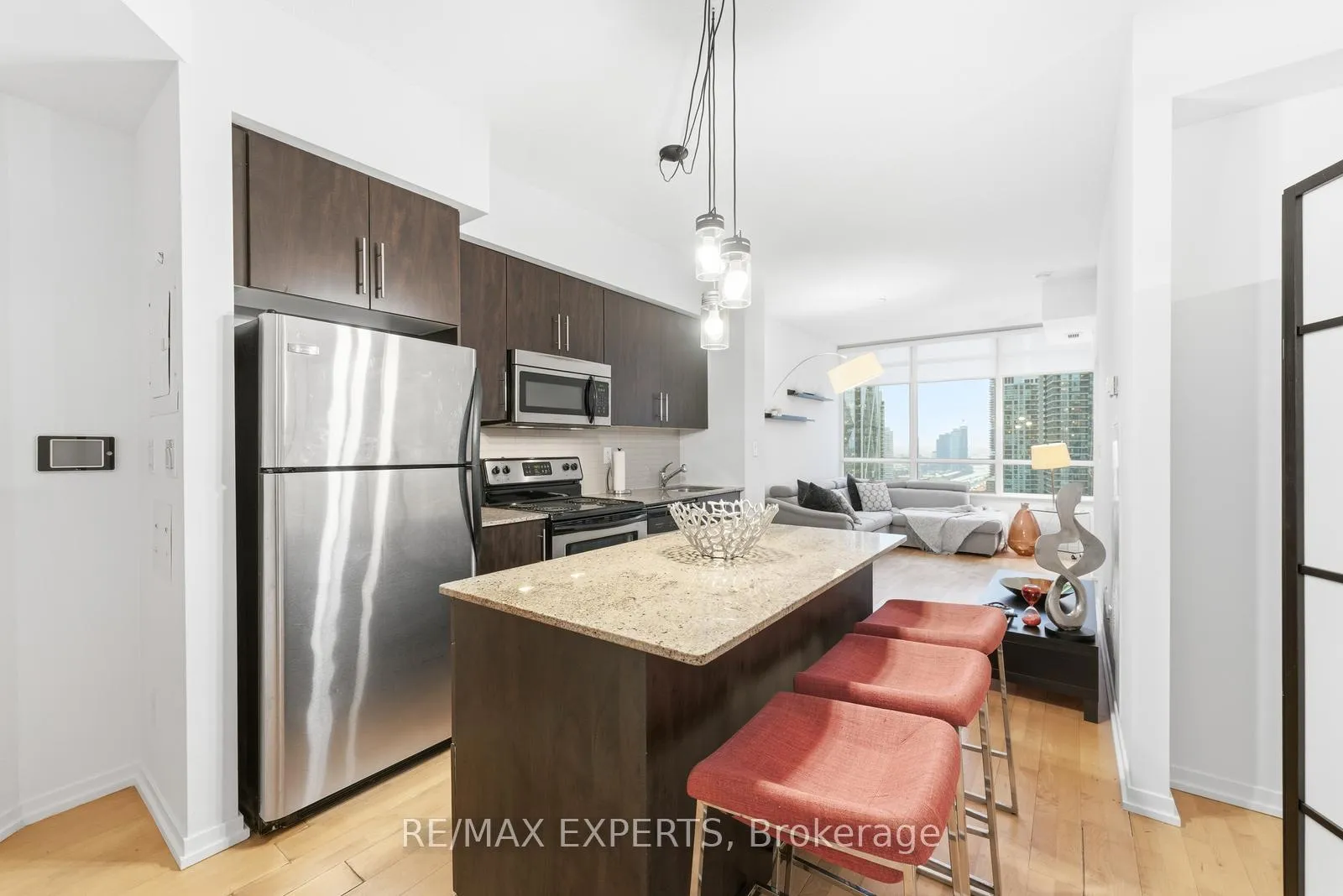 Photo 5 of Unit 2405, 55 Bremner Boulevard, Toronto, Waterfront Communities — HOMEH