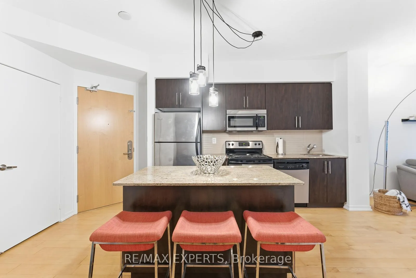 Photo 9 of Unit 2405, 55 Bremner Boulevard, Toronto, Waterfront Communities — HOMEH