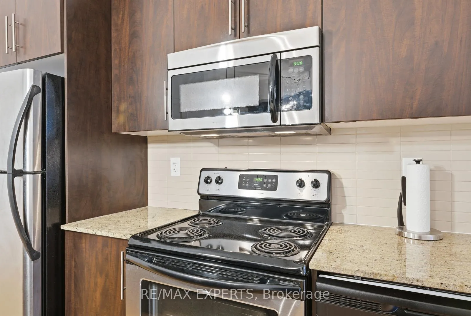 Photo 11 of Unit 2405, 55 Bremner Boulevard, Toronto, Waterfront Communities — HOMEH