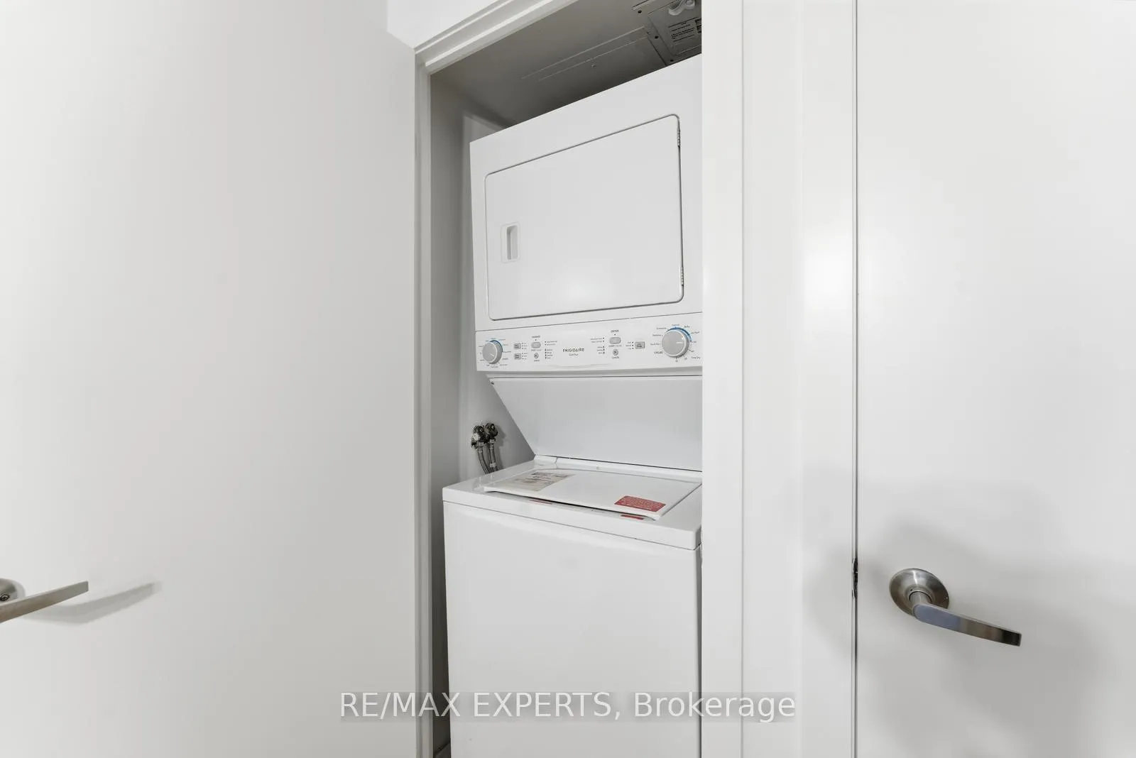 Photo 21 of Unit 2405, 55 Bremner Boulevard, Toronto, Waterfront Communities — HOMEH