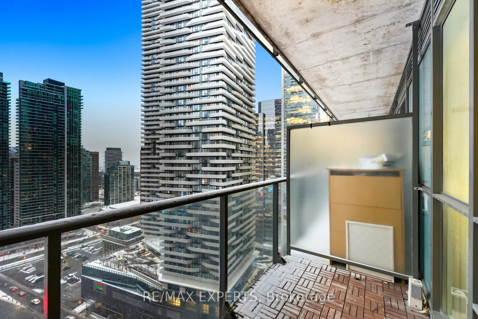 Photo 23 of Unit 2405, 55 Bremner Boulevard, Toronto, Waterfront Communities — HOMEH