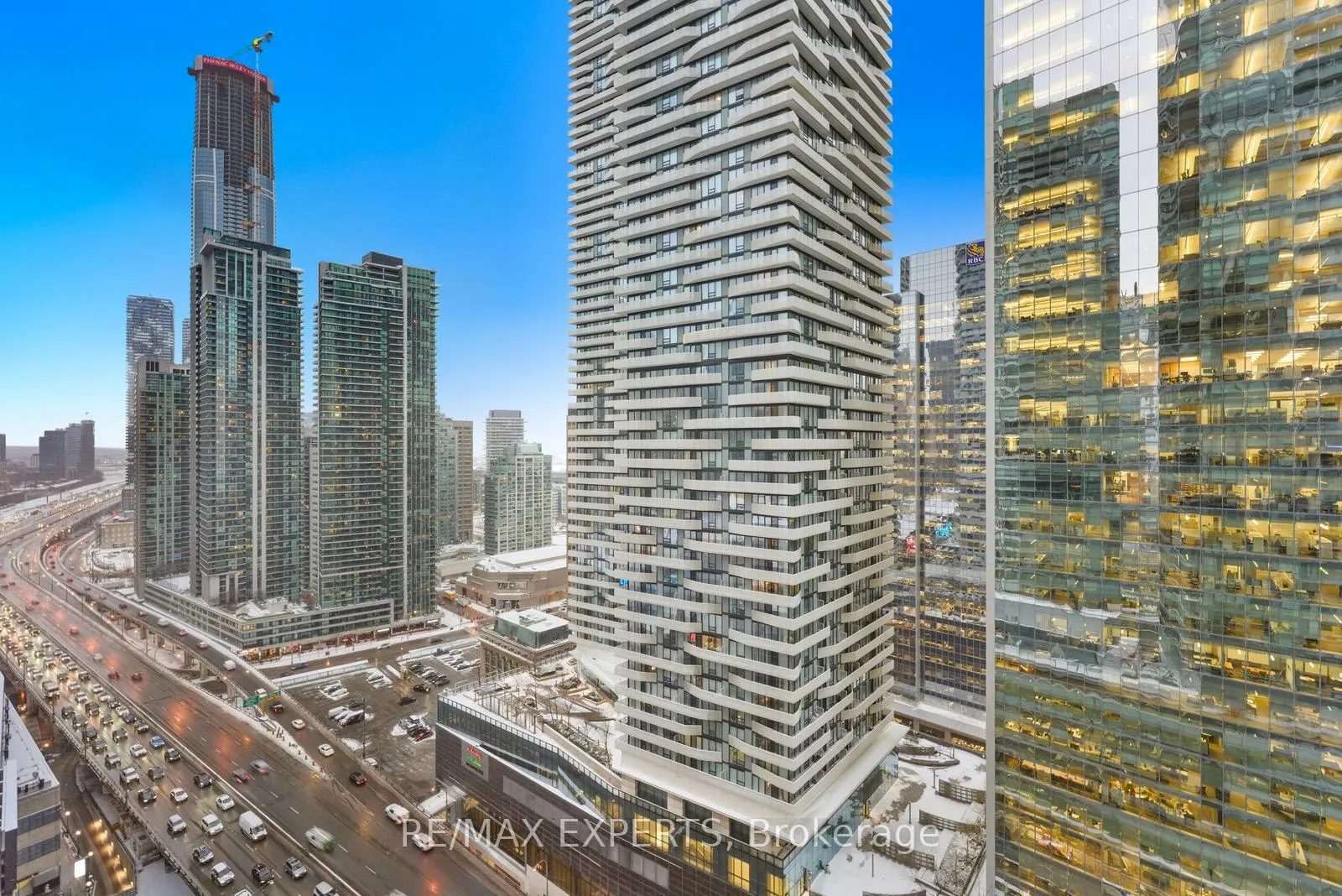 Photo 26 of Unit 2405, 55 Bremner Boulevard, Toronto, Waterfront Communities — HOMEH