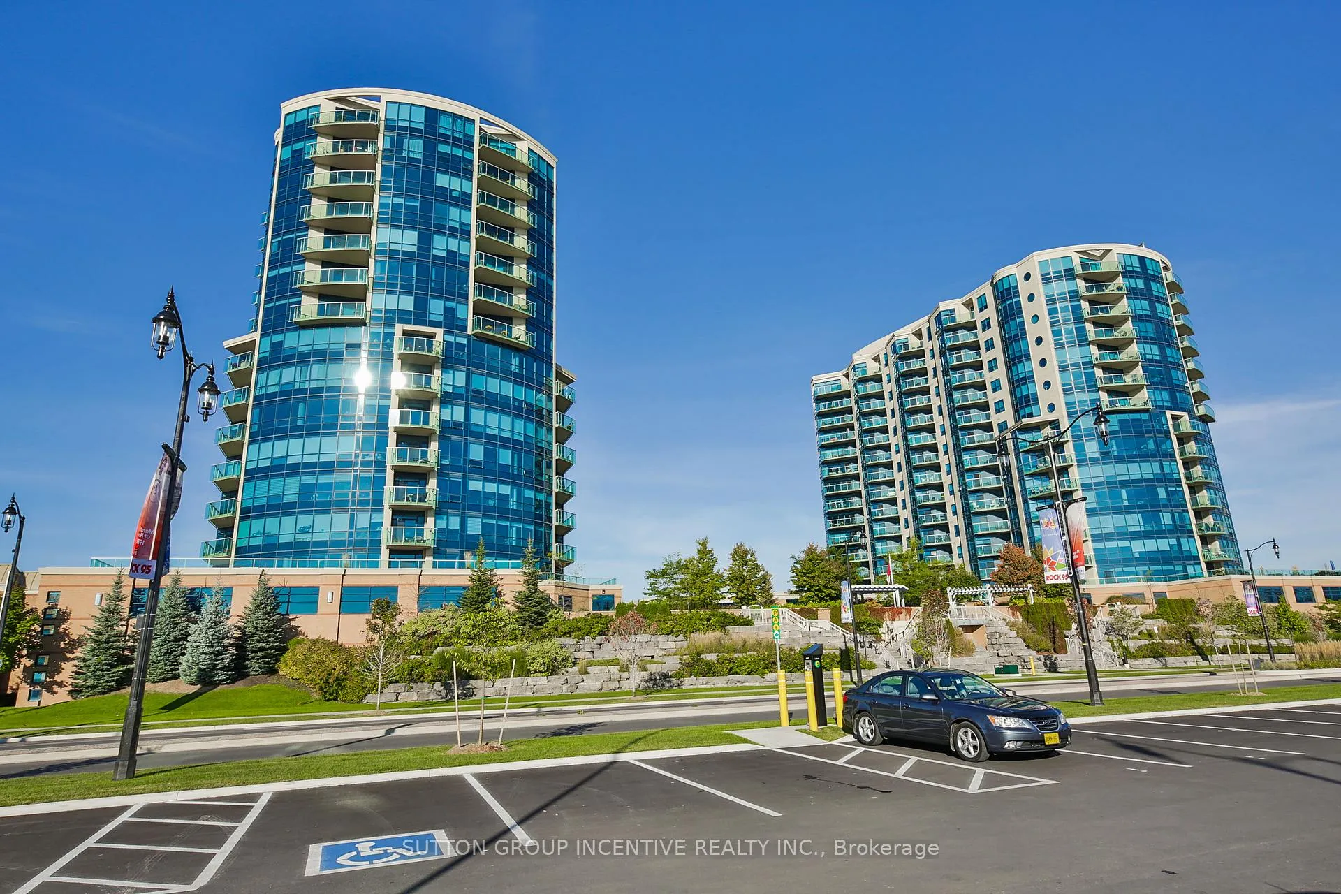 Photo 1 of Unit 505, 37 Ellen Street, Barrie, Lakeshore — HOMEH