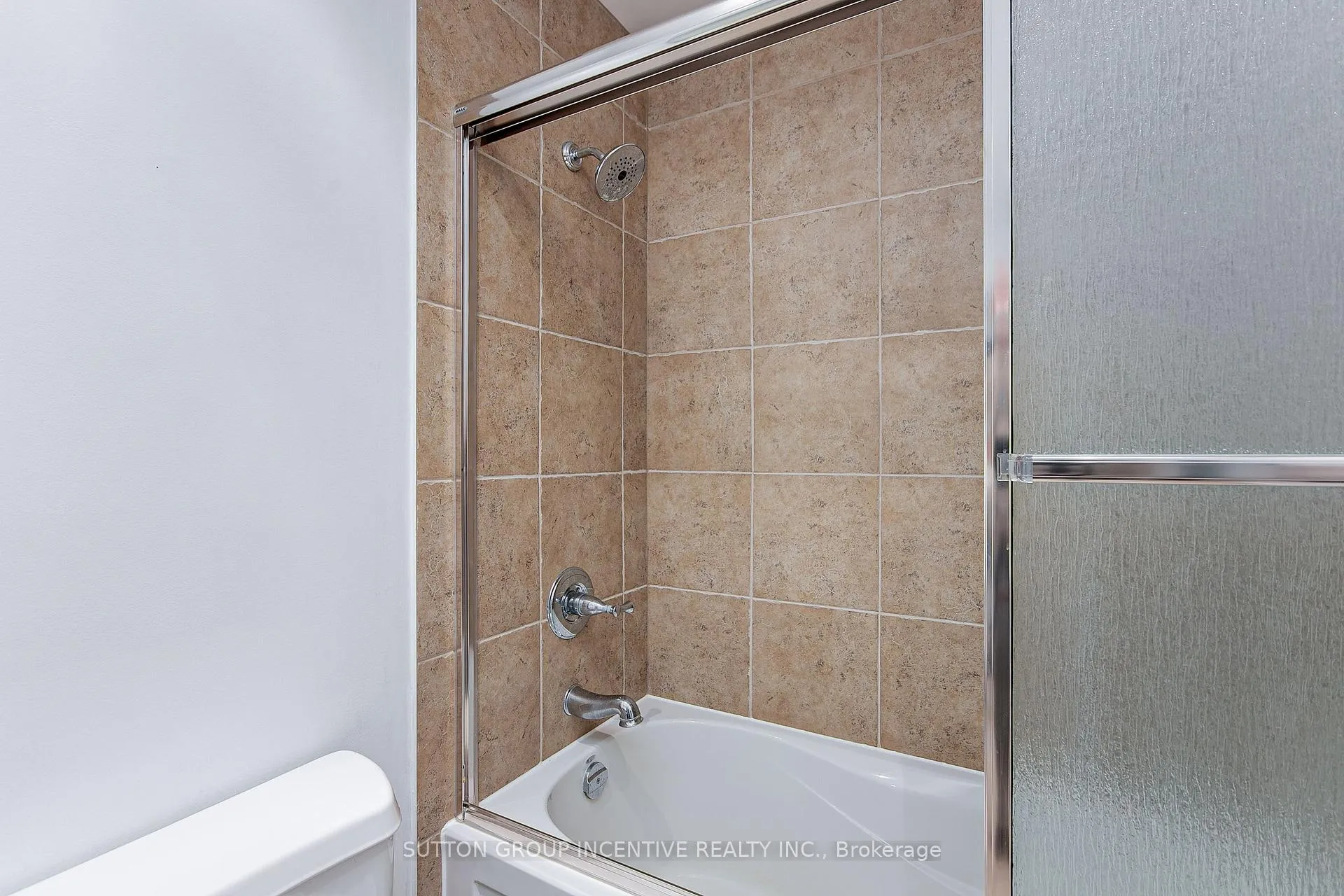 Photo 16 of Unit 505, 37 Ellen Street, Barrie, Lakeshore — HOMEH
