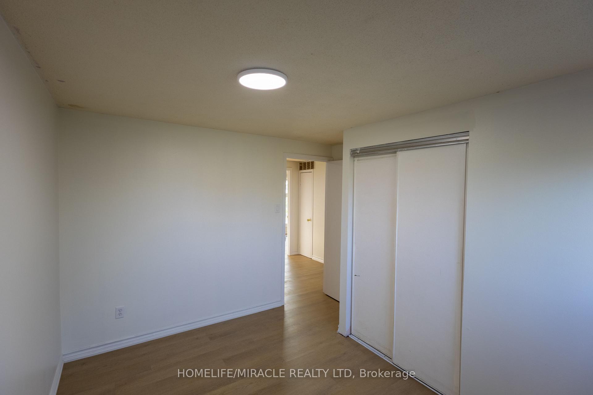 Photo 20 of 8 Grand Valley Drive, Brampton, Northgate — HOMEH