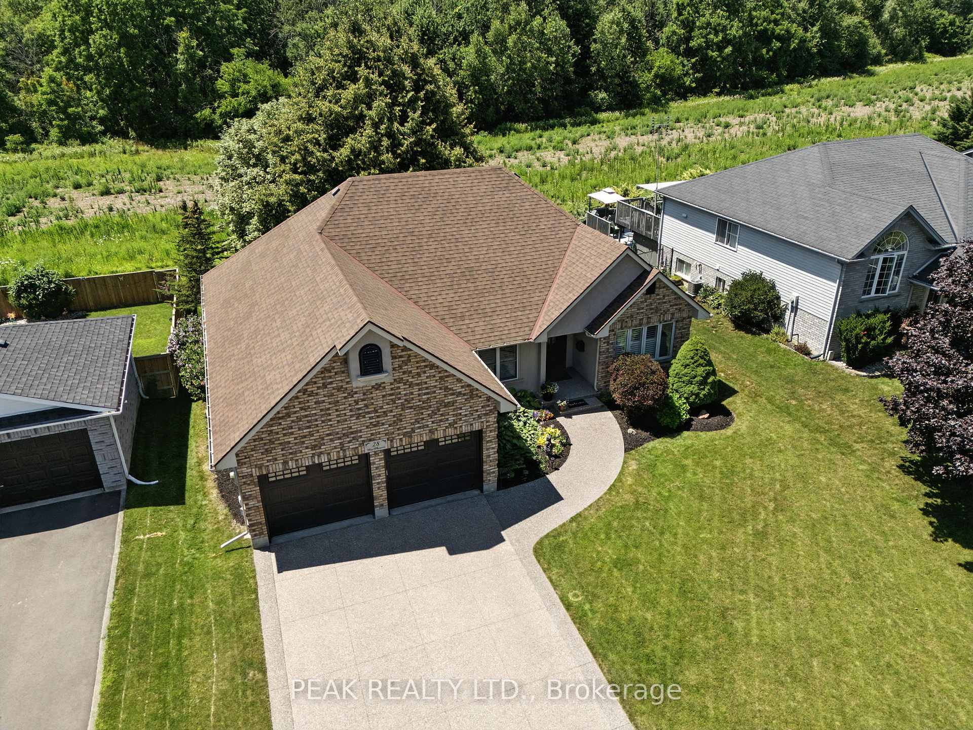 Photo 47 of 28 Macpherson Drive, Brant, Paris — HOMEH