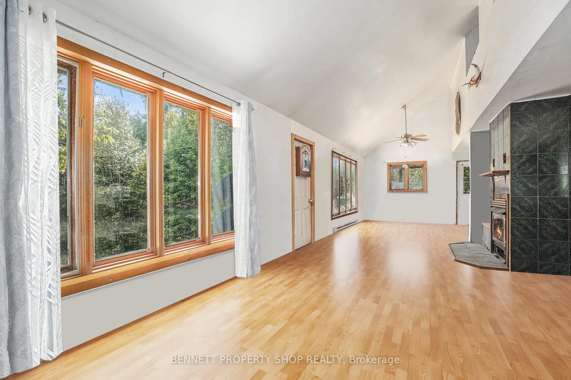 Photo 9 of 2488 Marshwood Road, Ottawa, Huntley Ward (North West) — HOMEH
