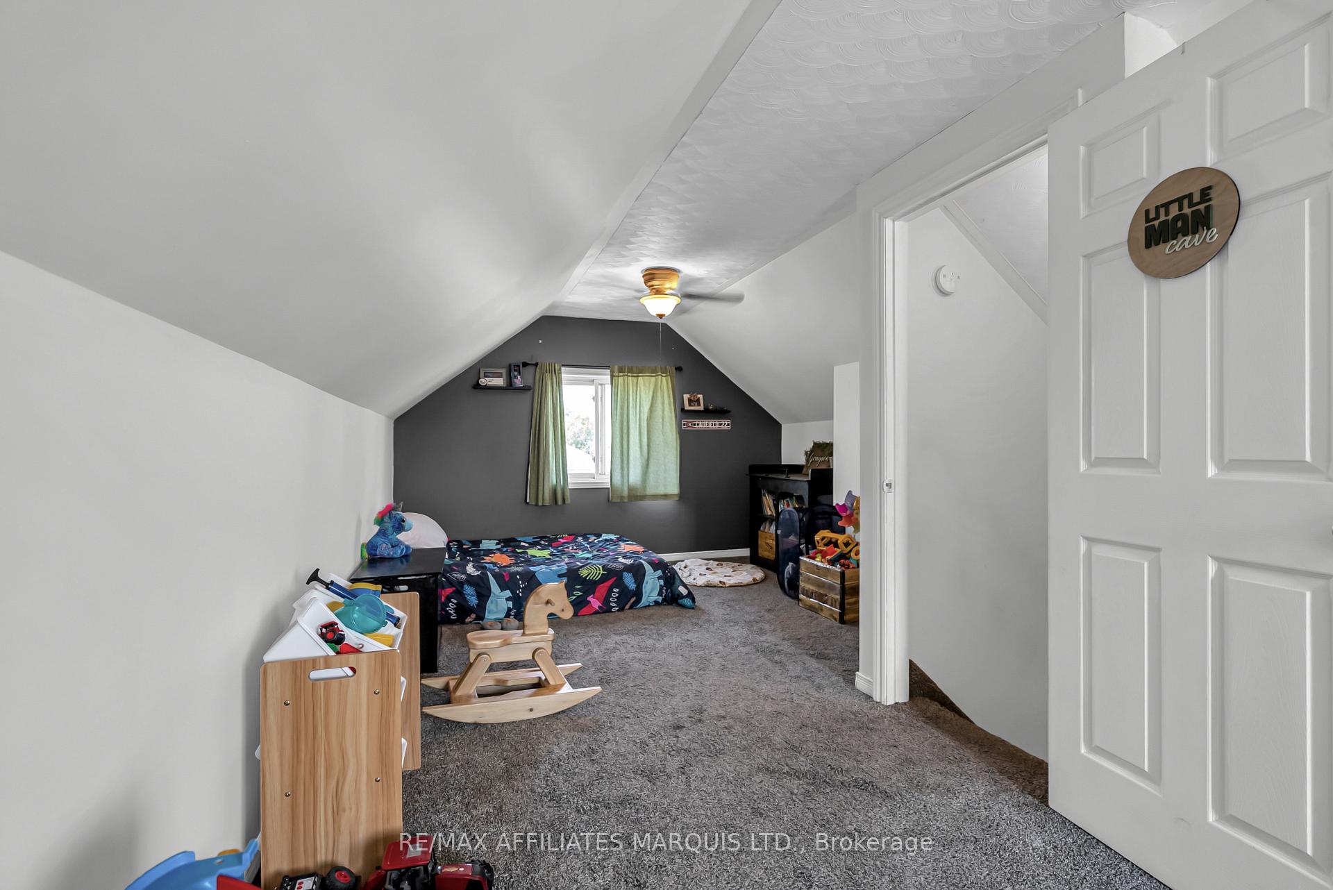 Photo 14 of 1202 Second Street E, Cornwall — HOMEH
