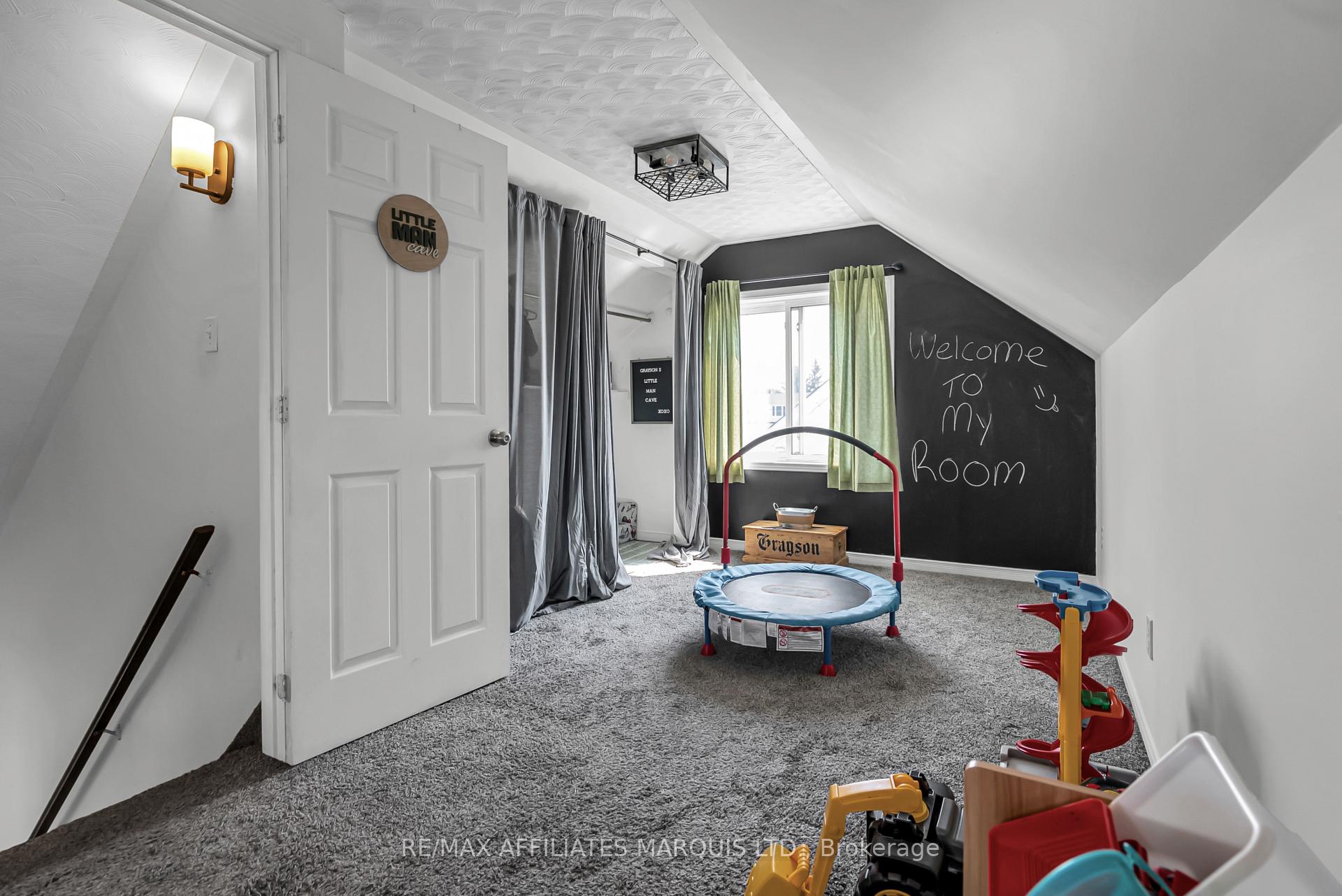 Photo 16 of 1202 Second Street E, Cornwall — HOMEH