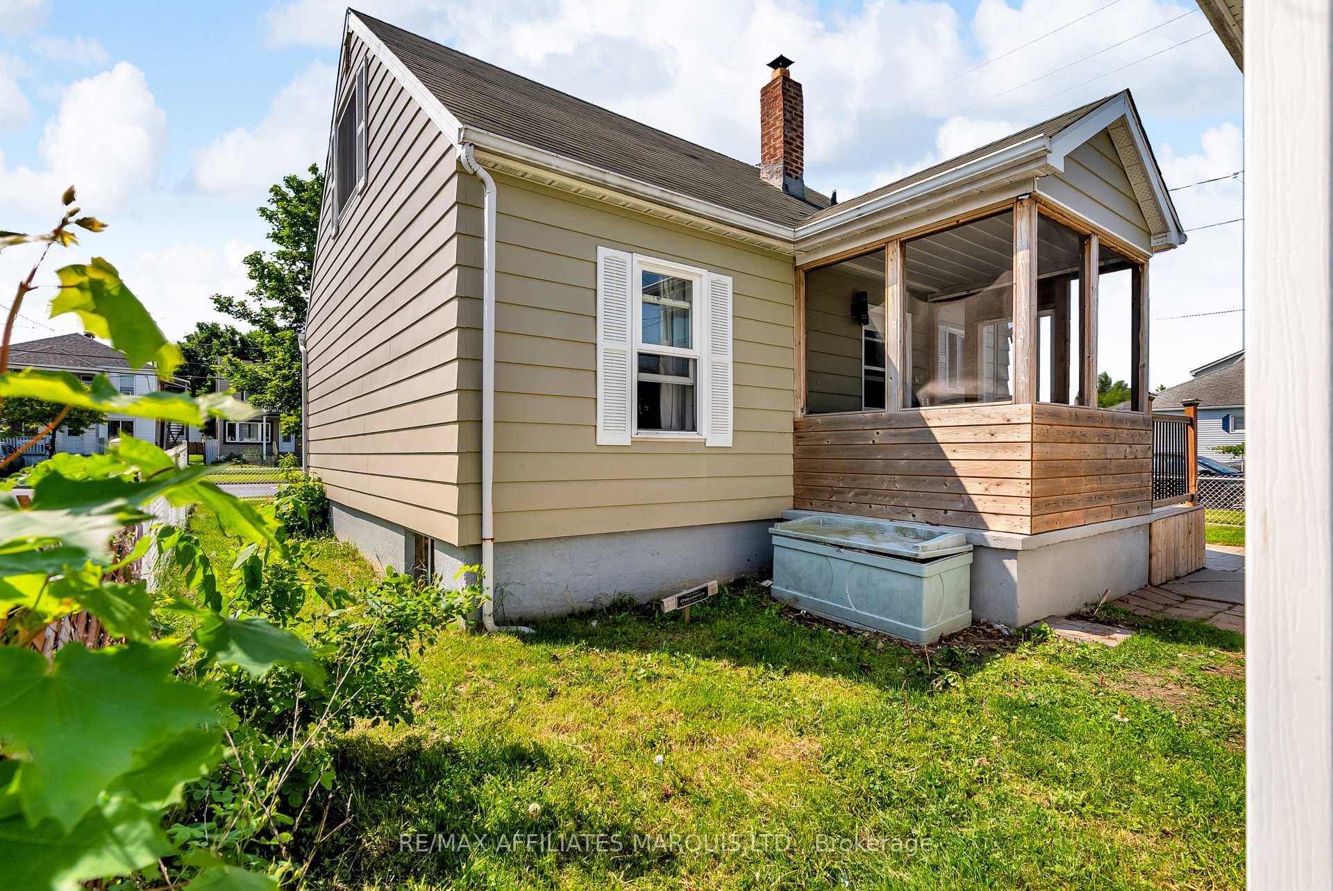 Photo 25 of 1202 Second Street E, Cornwall — HOMEH
