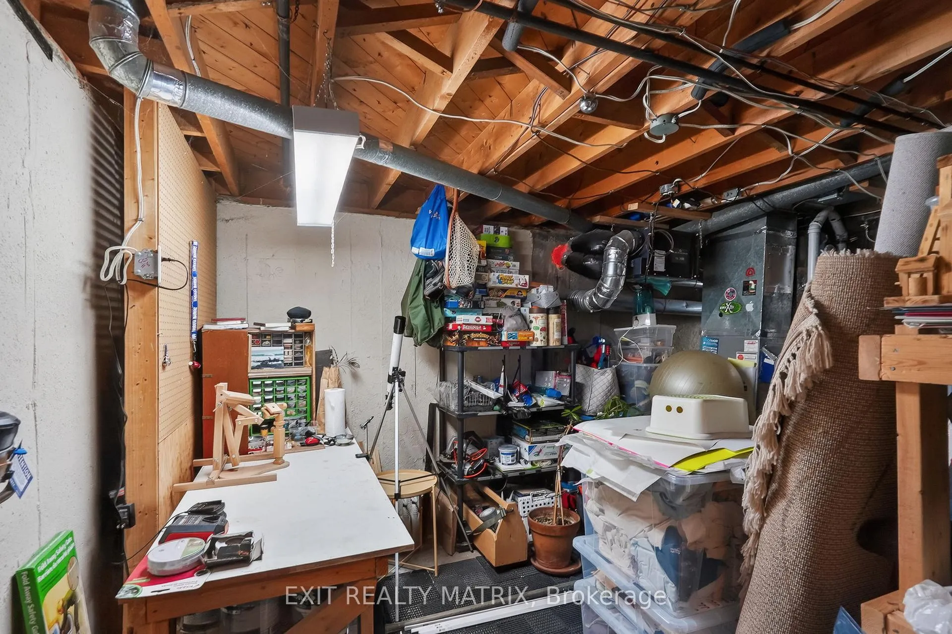 Photo 36 of 2586 Henley Street, Ottawa, Queensway Terrace North — HOMEH