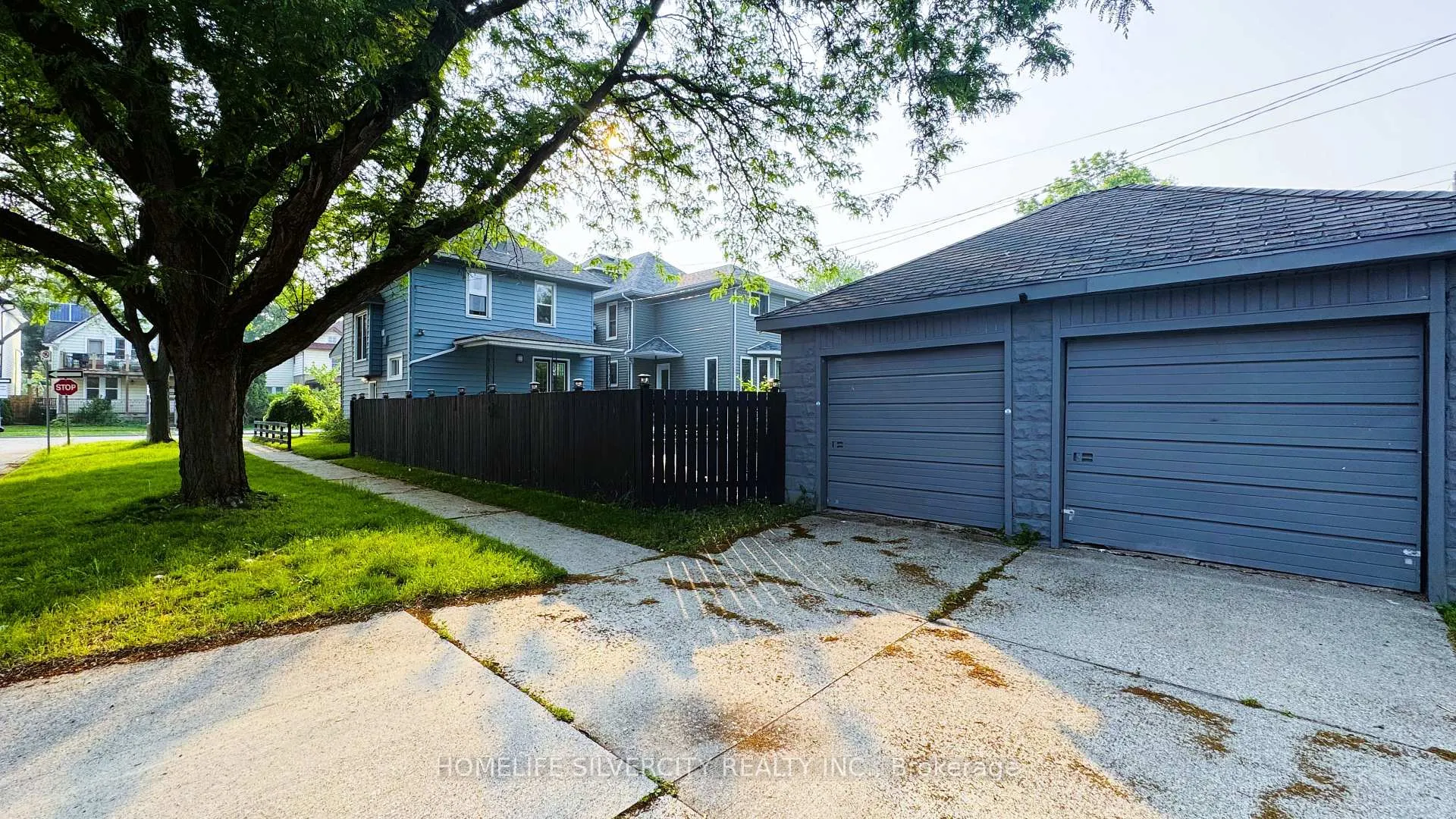 Photo 4 of 388 Gladstone Avenue, Windsor — HOMEH