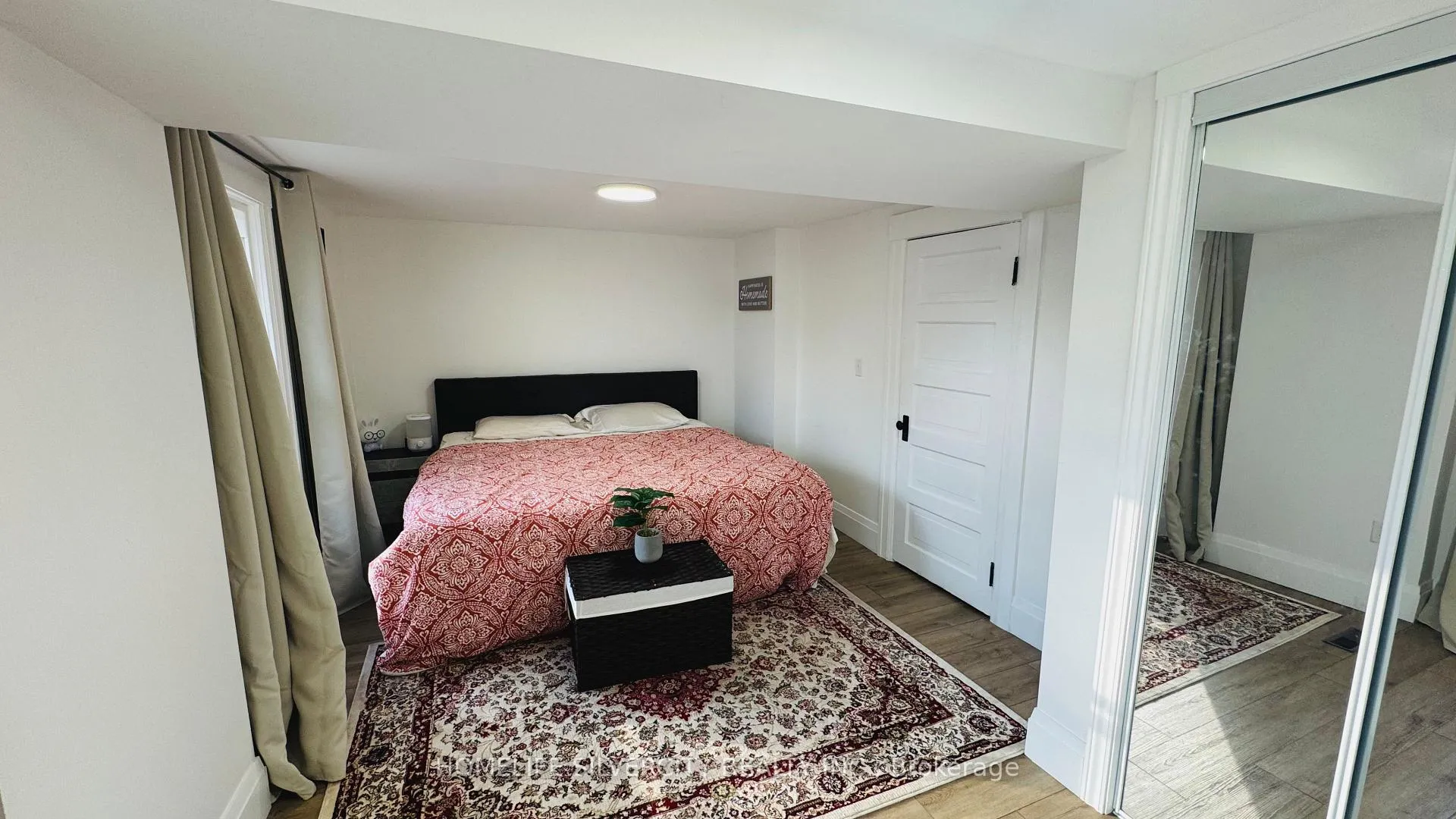 Photo 19 of 388 Gladstone Avenue, Windsor — HOMEH