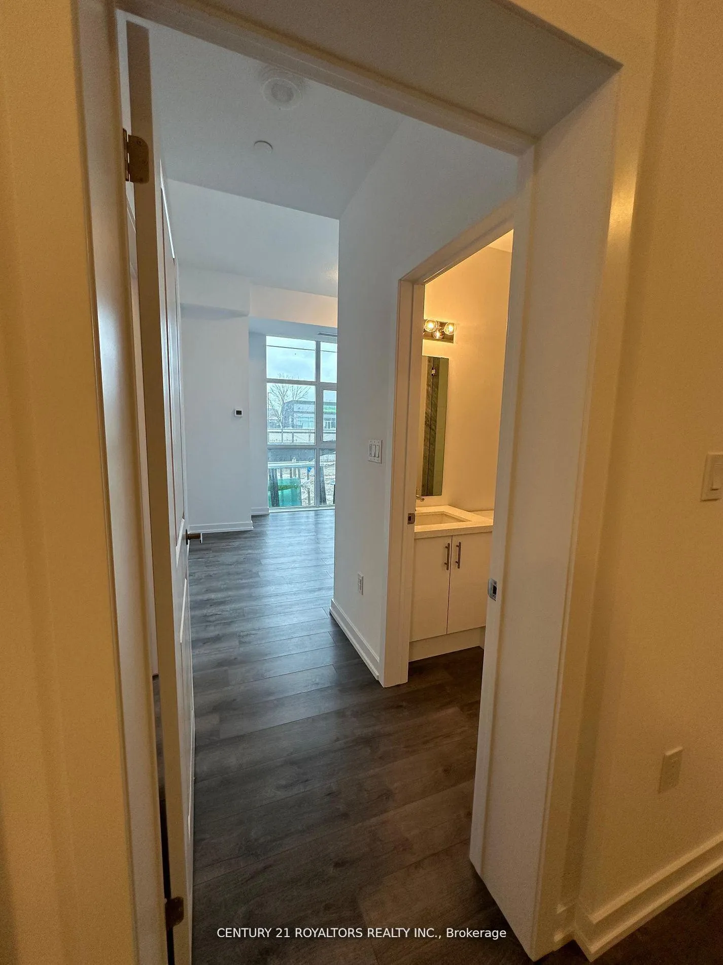 Photo 6 of Unit 104, 470 Dundas Street, Hamilton, Waterdown — HOMEH
