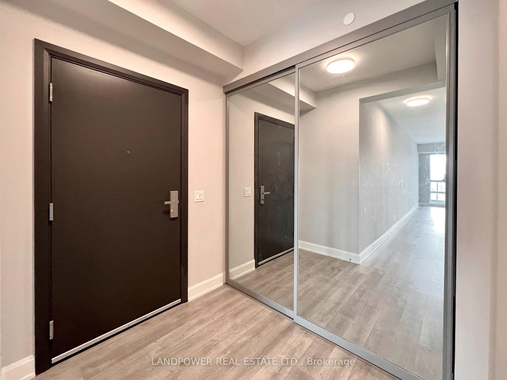 Photo 13 of Unit 1906, 12 Gandhi Lane, Markham, Commerce Valley — HOMEH