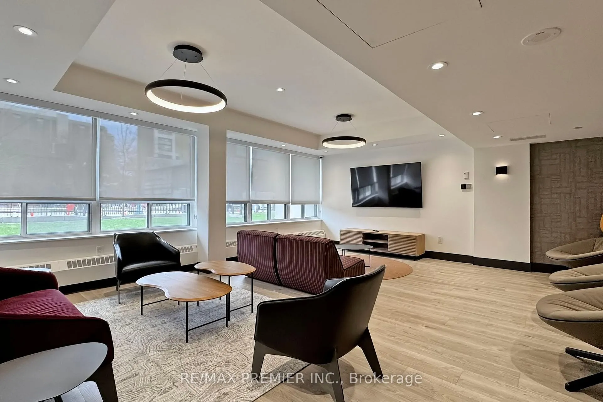Photo 13 of Unit 804, 666 Spadina Avenue, Toronto, University — HOMEH