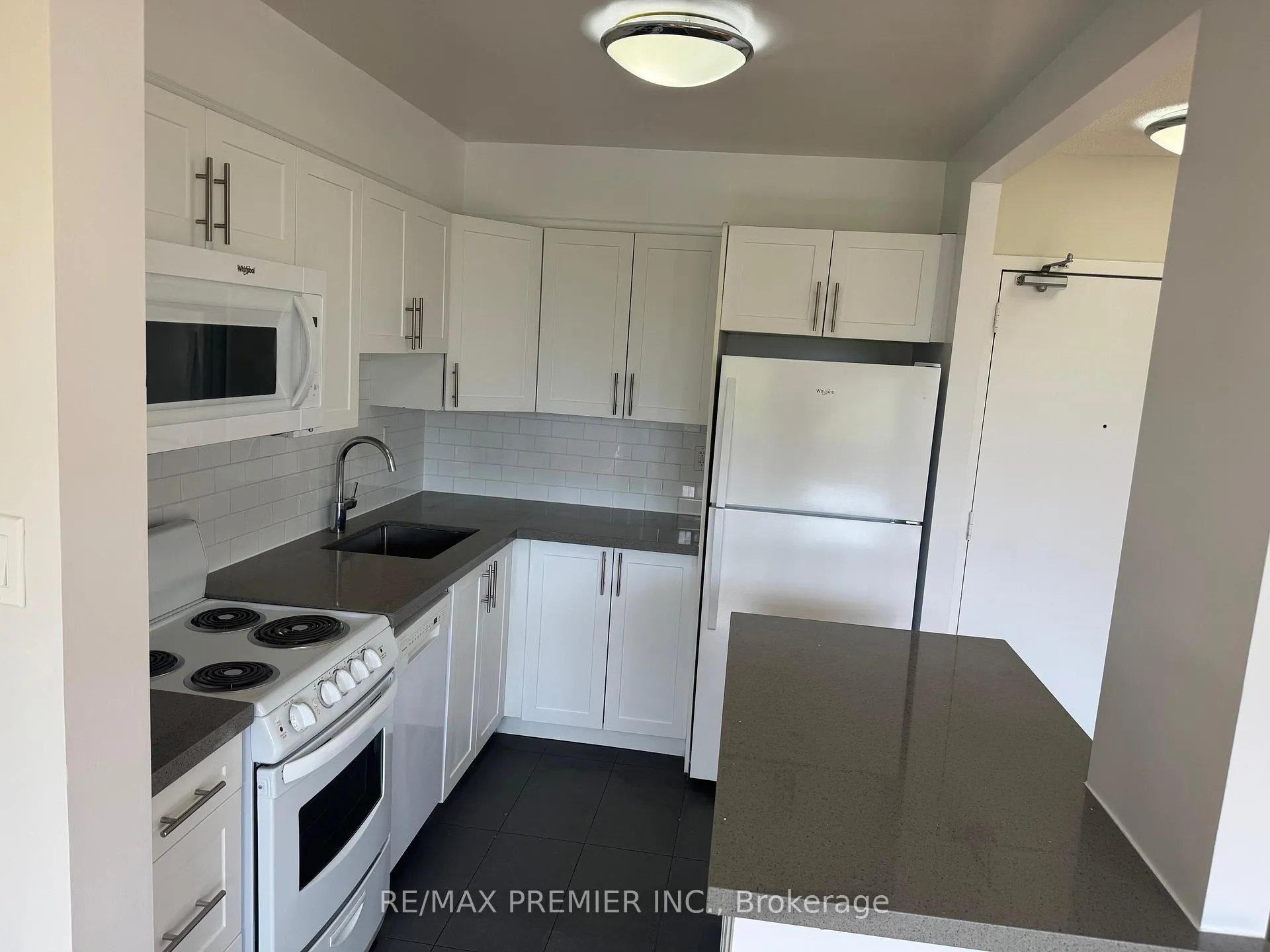 Photo 32 of Unit 804, 666 Spadina Avenue, Toronto, University — HOMEH