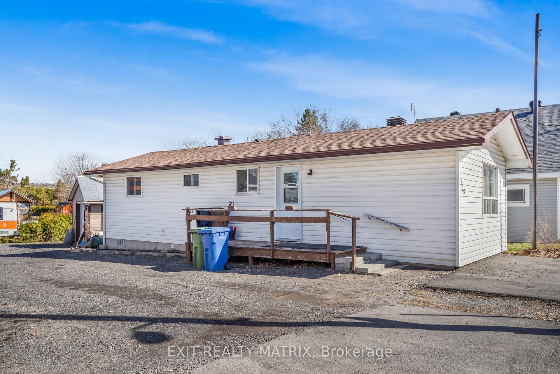 Photo 3 of 978 King Street, Champlain, L'Orignal — HOMEH