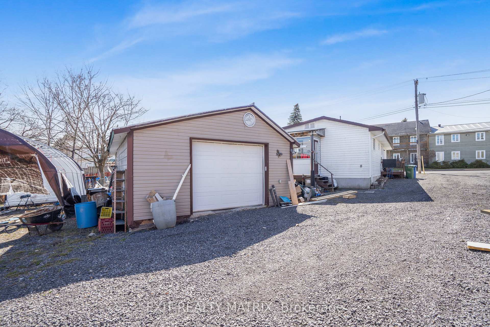 Photo 8 of 978 King Street, Champlain, L'Orignal — HOMEH