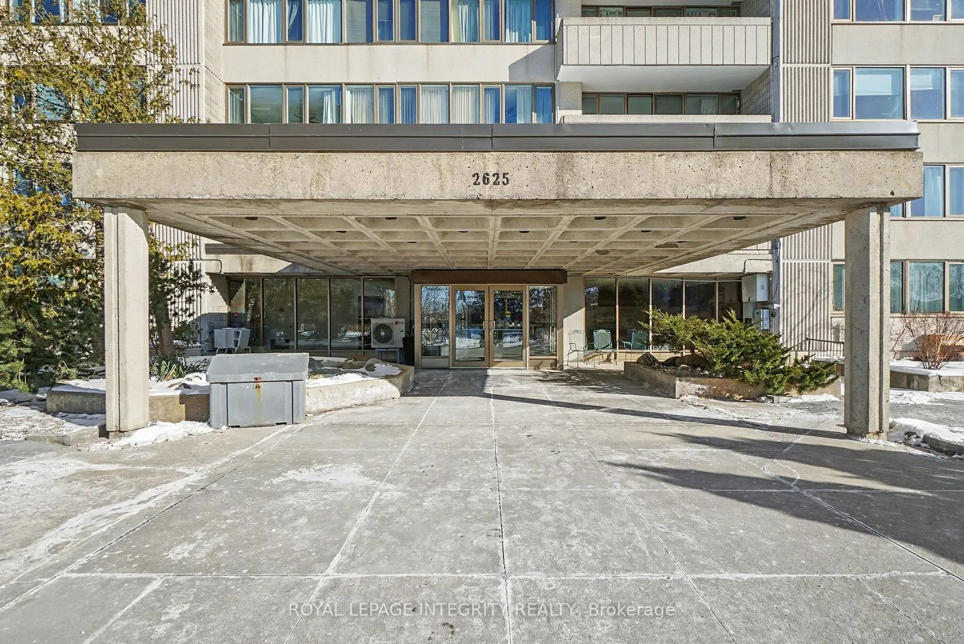 Photo 4 of Unit 803, 2625 Regina Street, Ottawa, Britannia — HOMEH