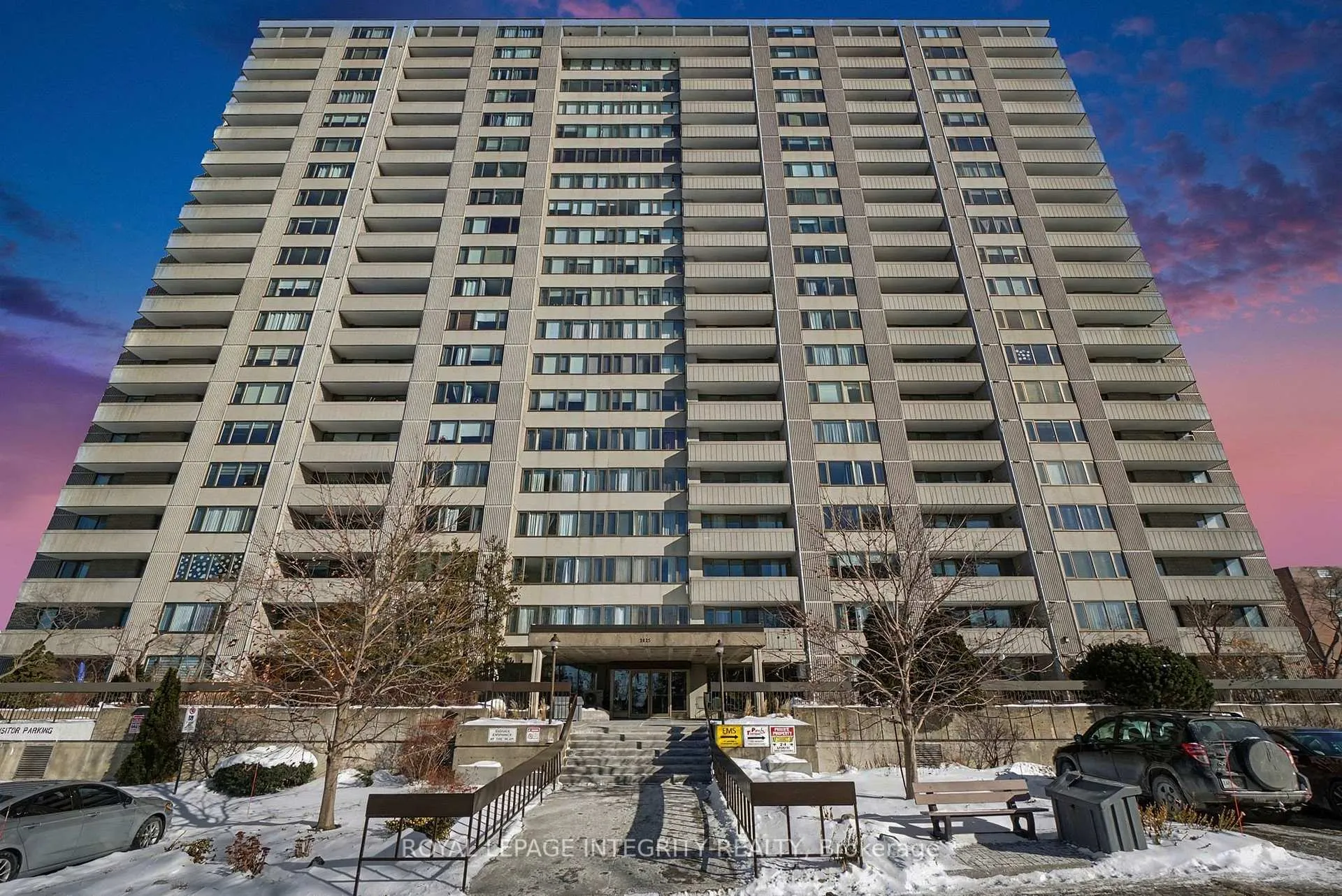 Photo 2 of Unit 803, 2625 Regina Street, Ottawa, Britannia — HOMEH
