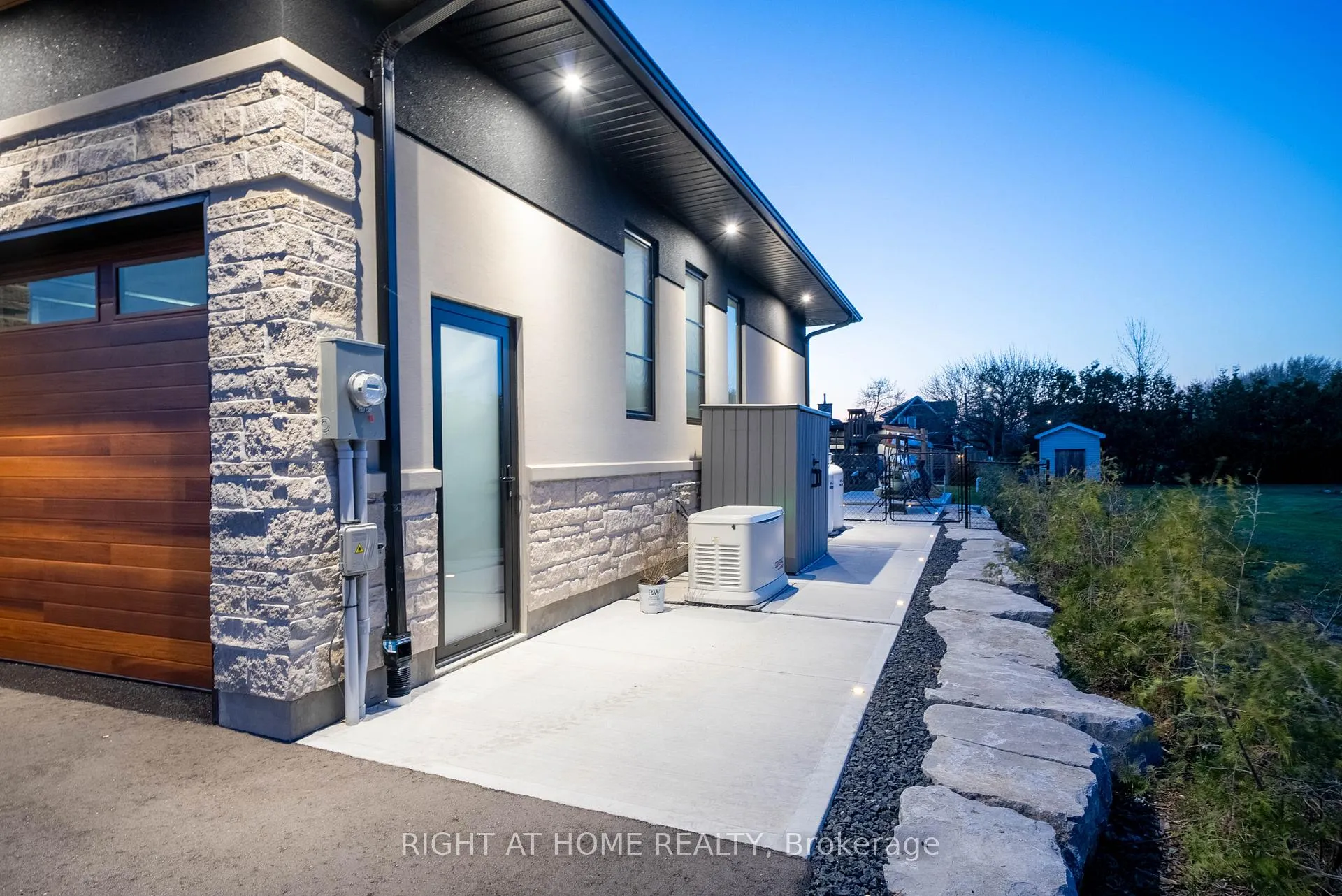 Photo 37 of 2906 Concession Rd A, Ramara, Brechin — HOMEH