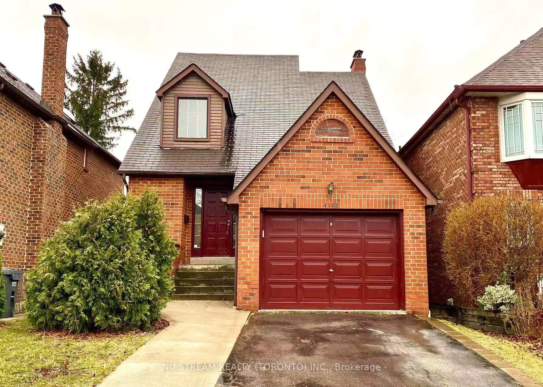 Front of 4144 Lastrada Lower Heights