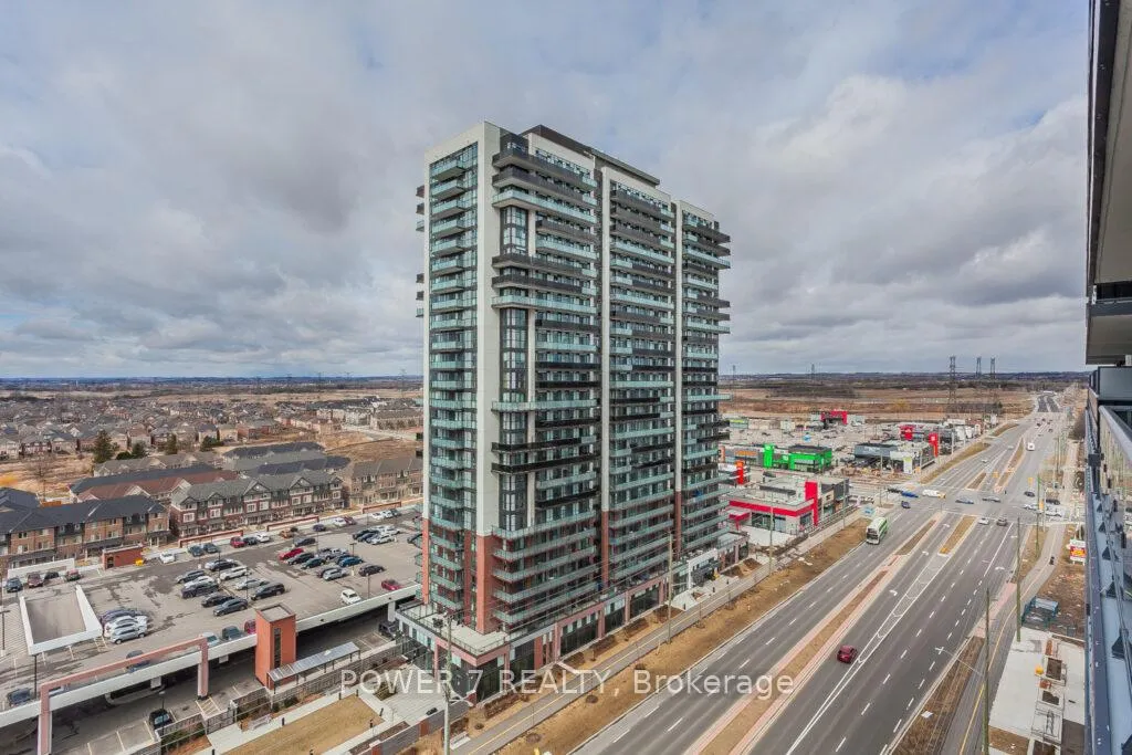 Front of Unit 1507, 2545 Simcoe Street N