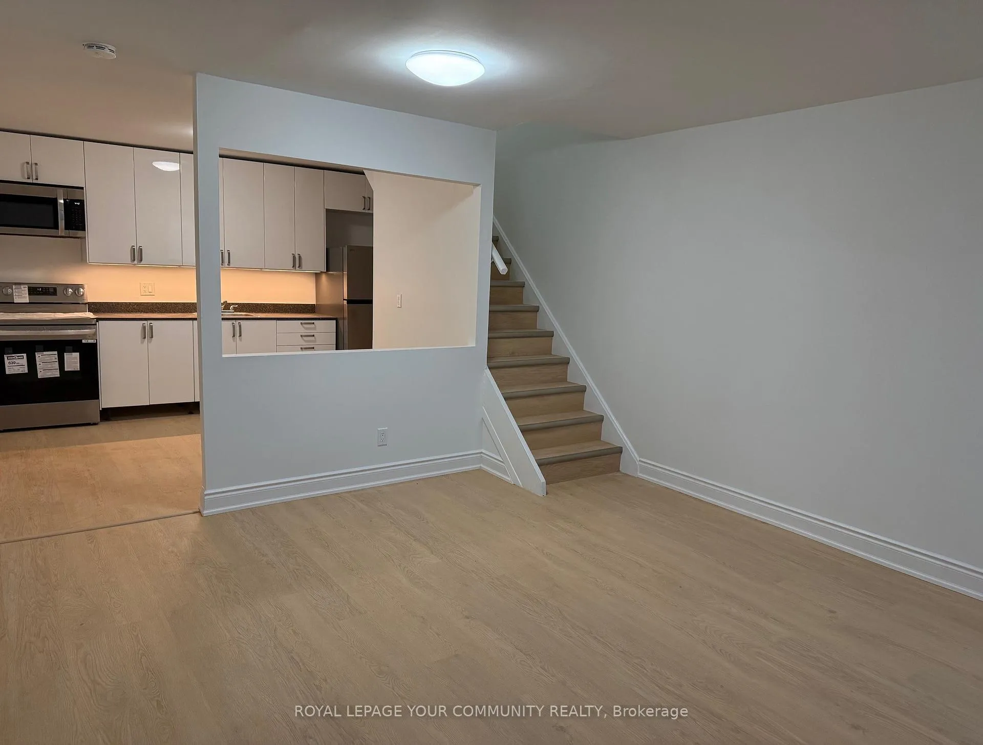 Photo 3 of 909A Danforth Avenue, Toronto, Blake-Jones — HOMEH