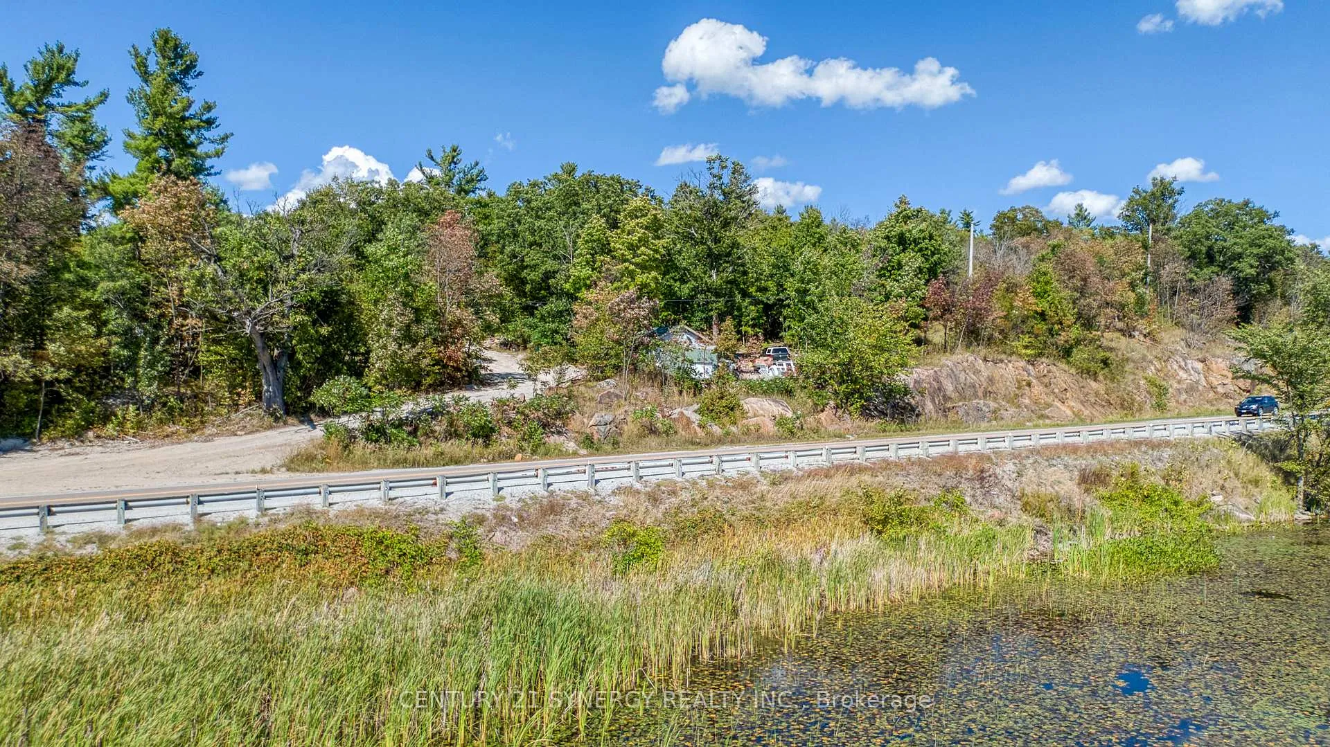 Photo 3 of 21520 Highway 7, Tay Valley, Bathurst/Burgess & Sherbrooke (South Sherbrooke) Twp — HOMEH