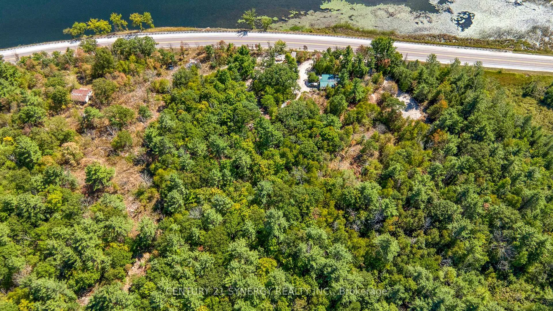 Photo 4 of 21520 Highway 7, Tay Valley, Bathurst/Burgess & Sherbrooke (South Sherbrooke) Twp — HOMEH