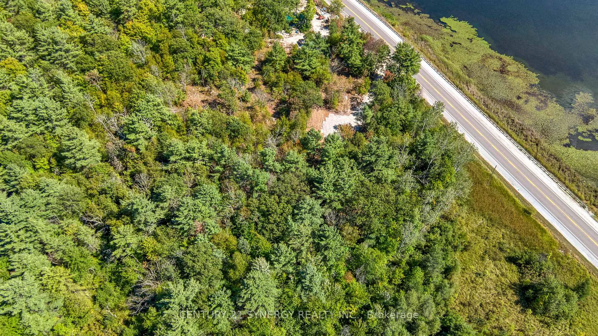 Photo 6 of 21520 Highway 7, Tay Valley, Bathurst/Burgess & Sherbrooke (South Sherbrooke) Twp — HOMEH