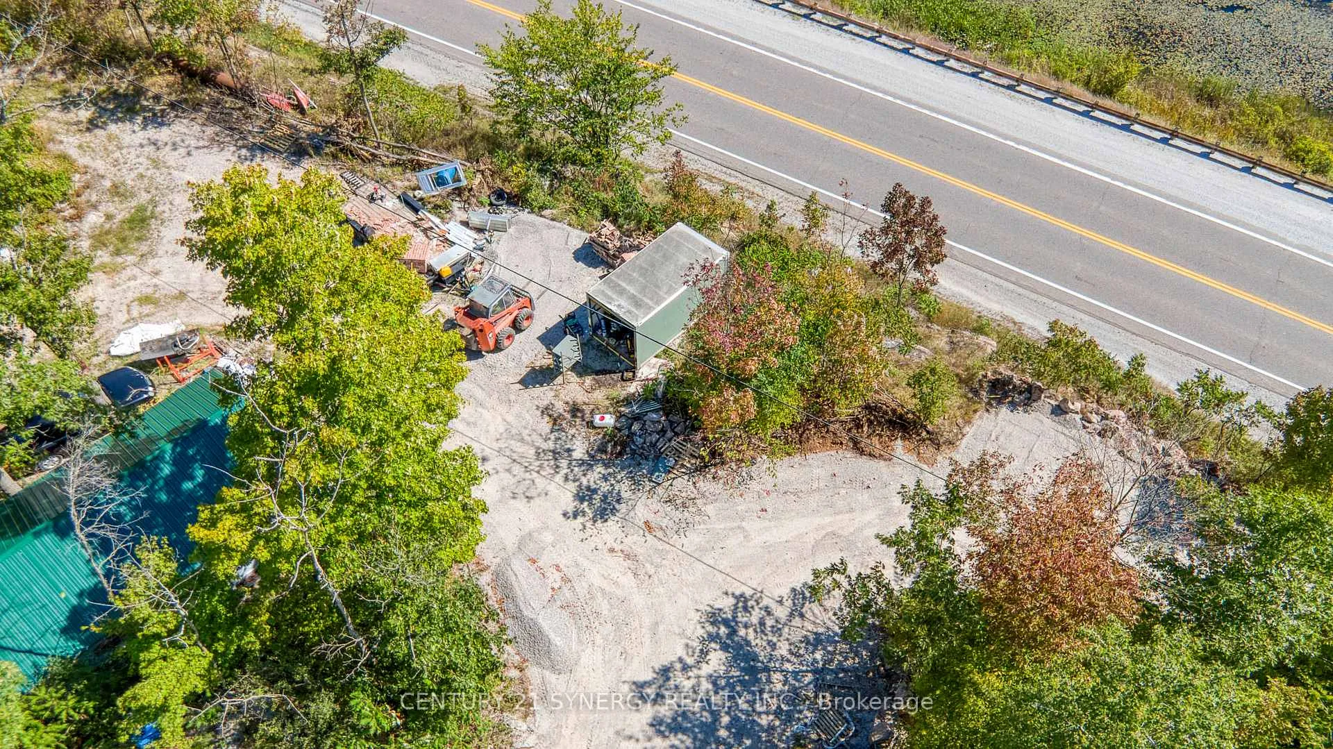 Photo 10 of 21520 Highway 7, Tay Valley, Bathurst/Burgess & Sherbrooke (South Sherbrooke) Twp — HOMEH
