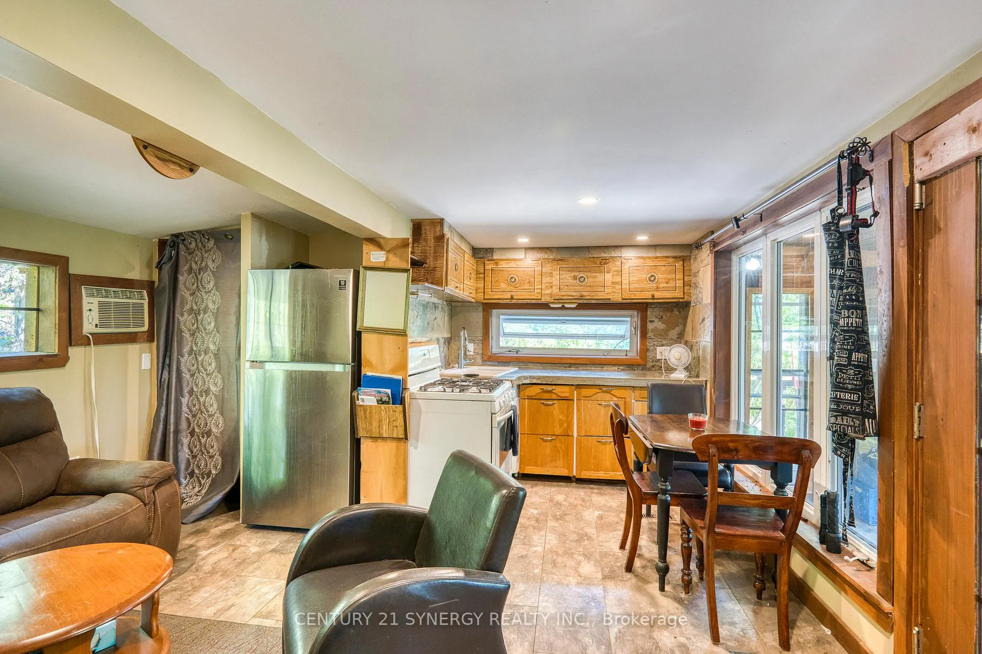 Photo 32 of 21520 Highway 7, Tay Valley, Bathurst/Burgess & Sherbrooke (South Sherbrooke) Twp — HOMEH