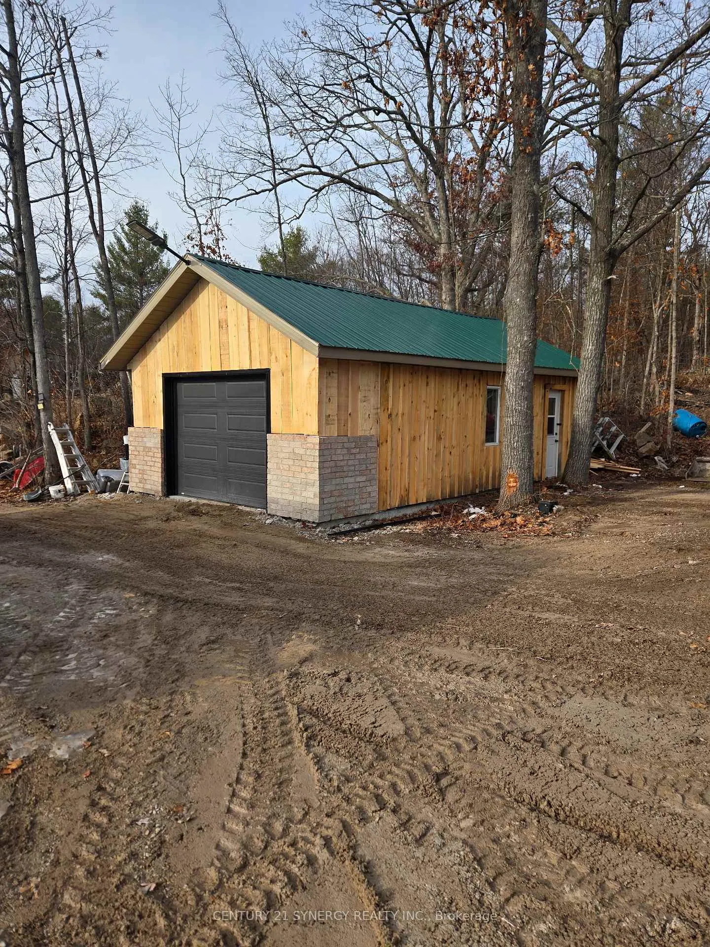 Photo 43 of 21520 Highway 7, Tay Valley, Bathurst/Burgess & Sherbrooke (South Sherbrooke) Twp — HOMEH